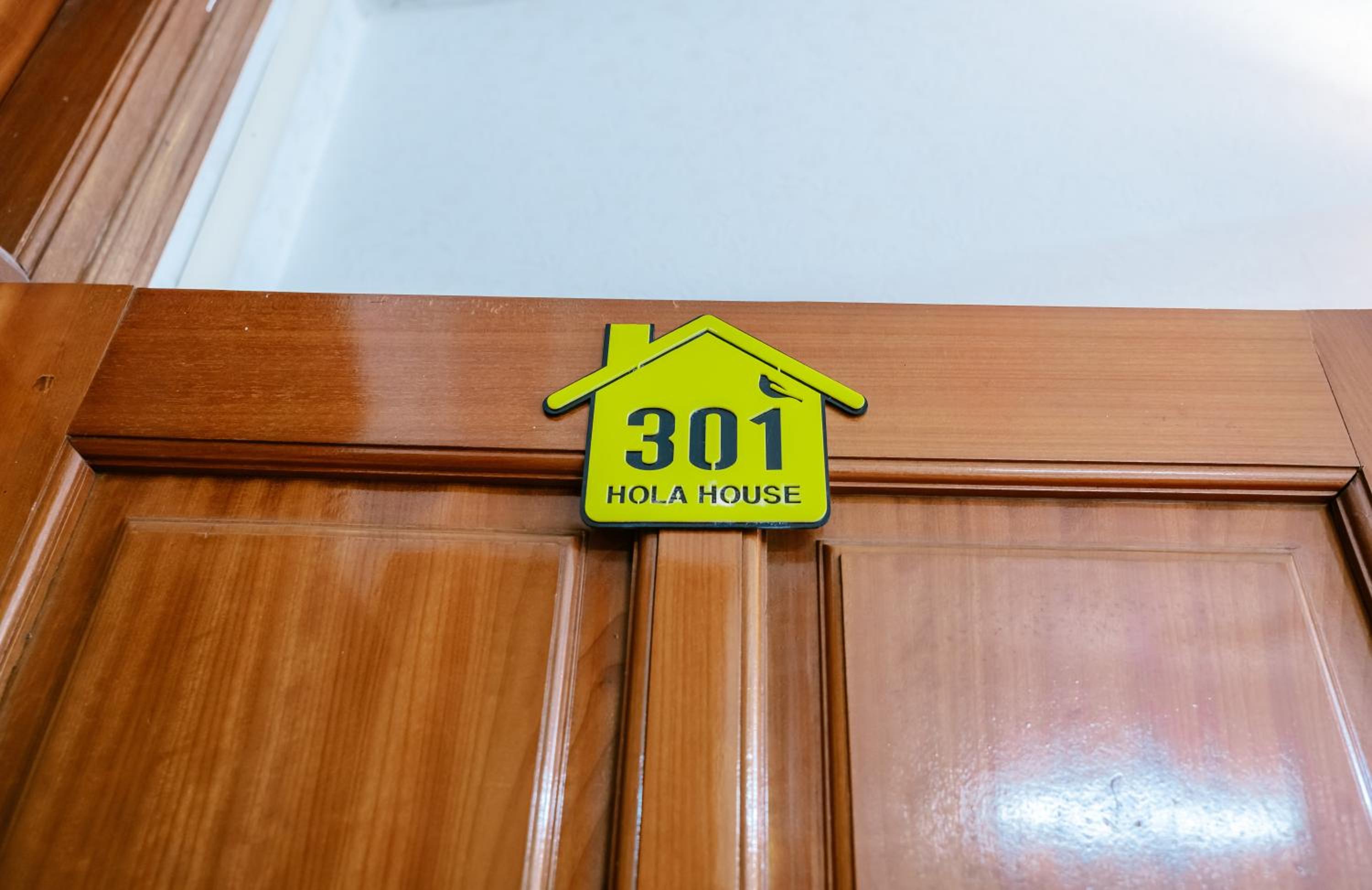 Hola House Hanoi