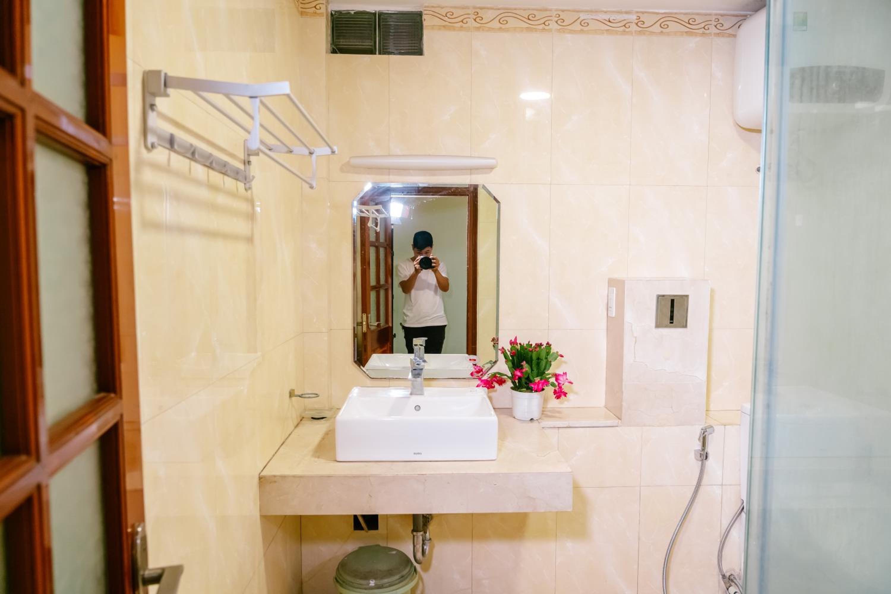 Hola House Hanoi