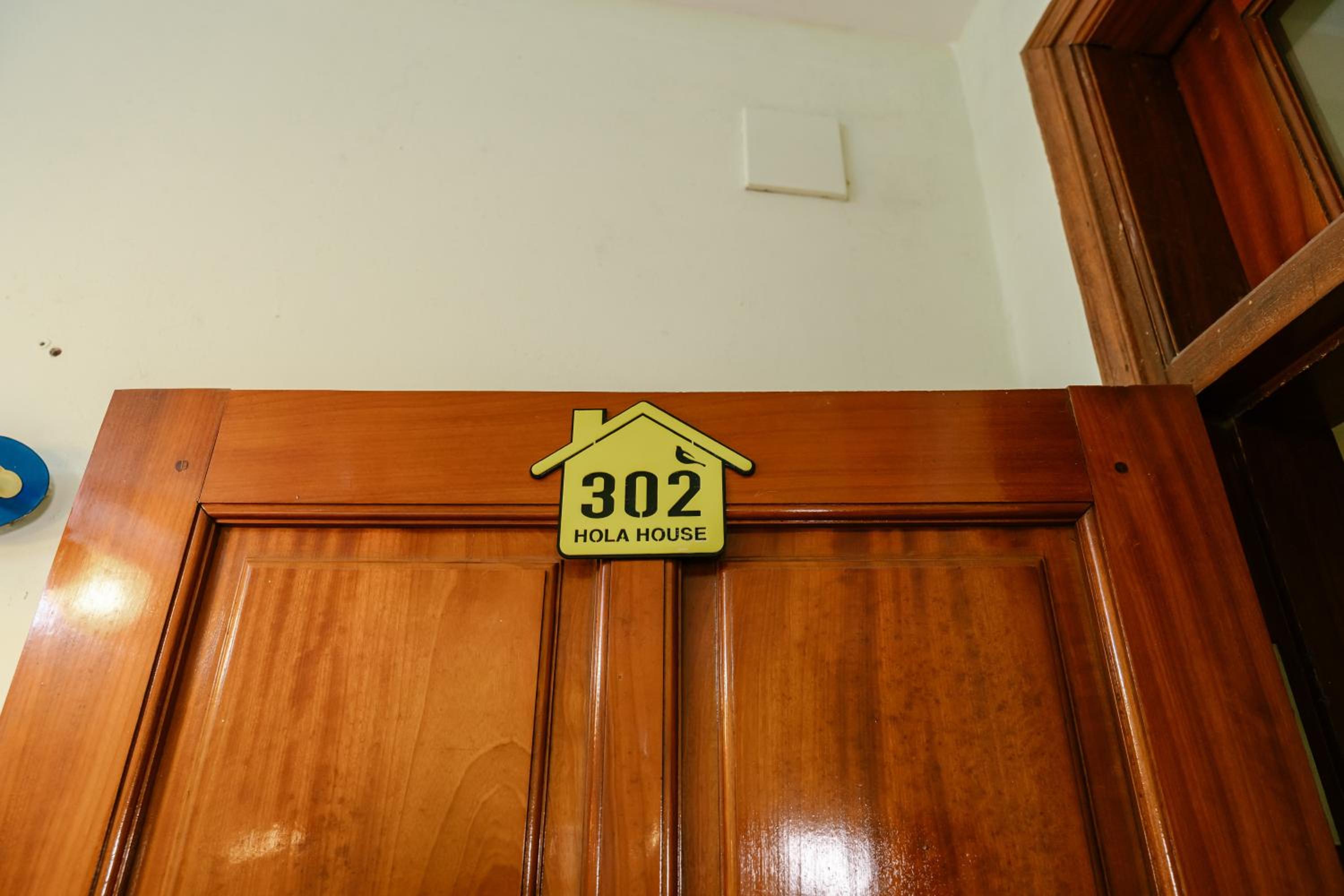 Hola House Hanoi