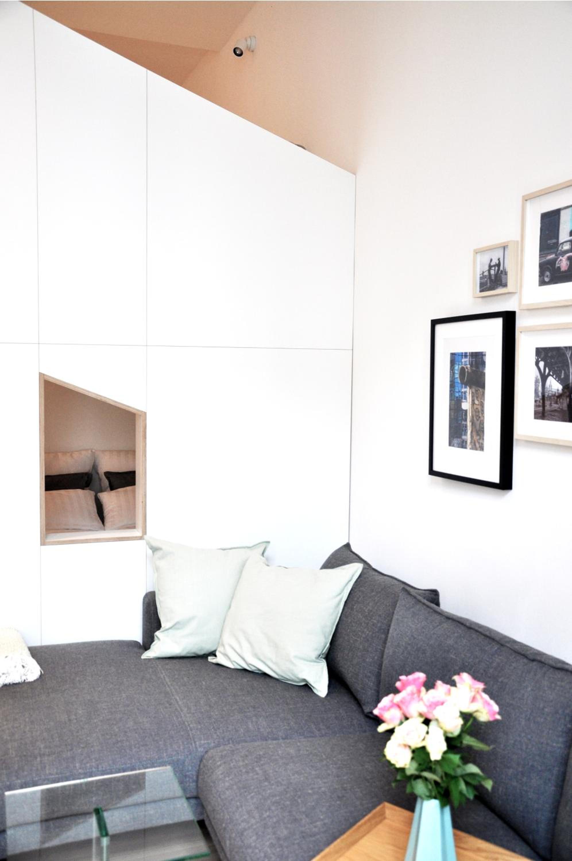 Stylish New Cube Loft II by Berlin-Wall-Apartments