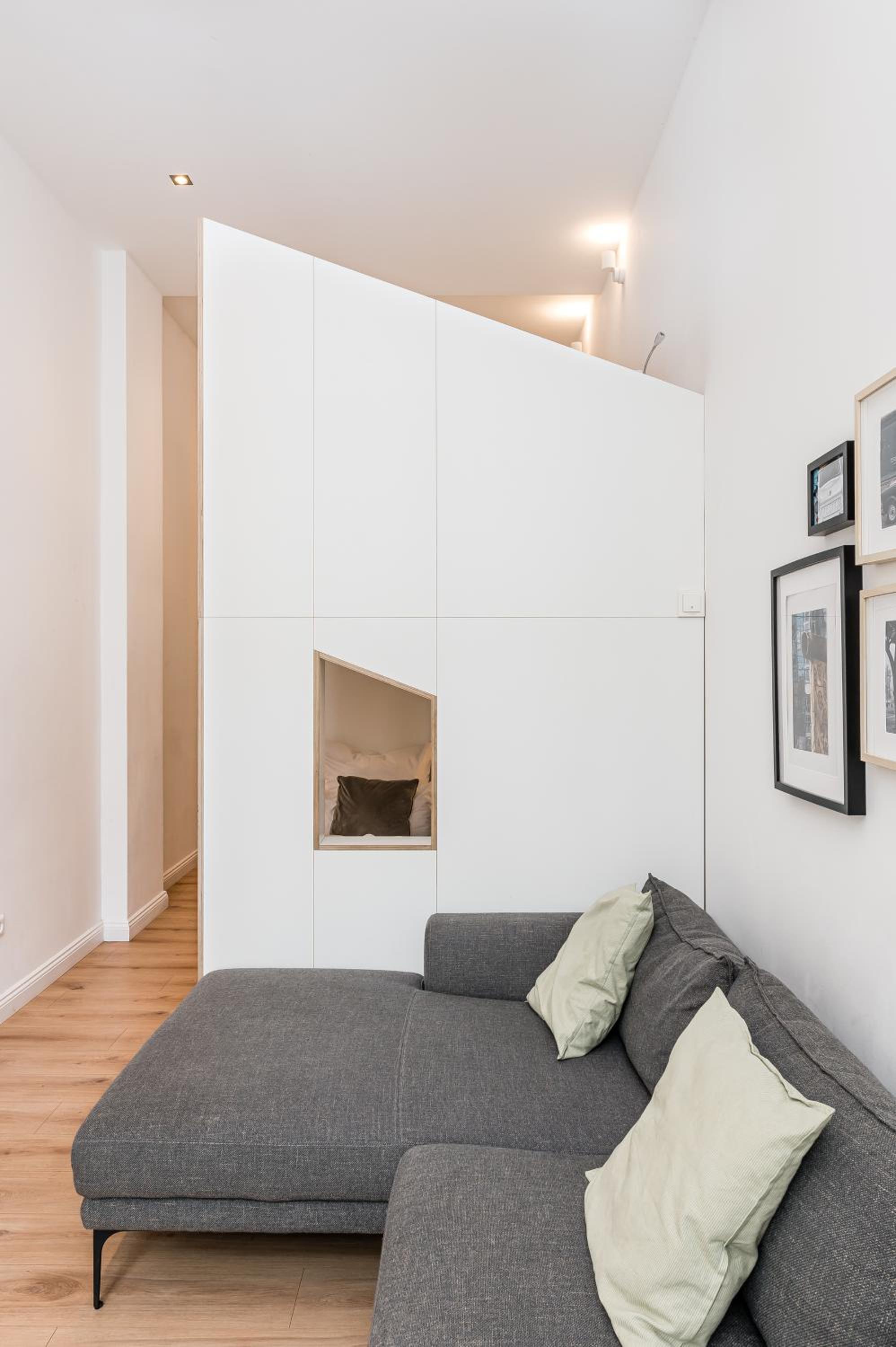 Stylish New Cube Loft II by Berlin-Wall-Apartments