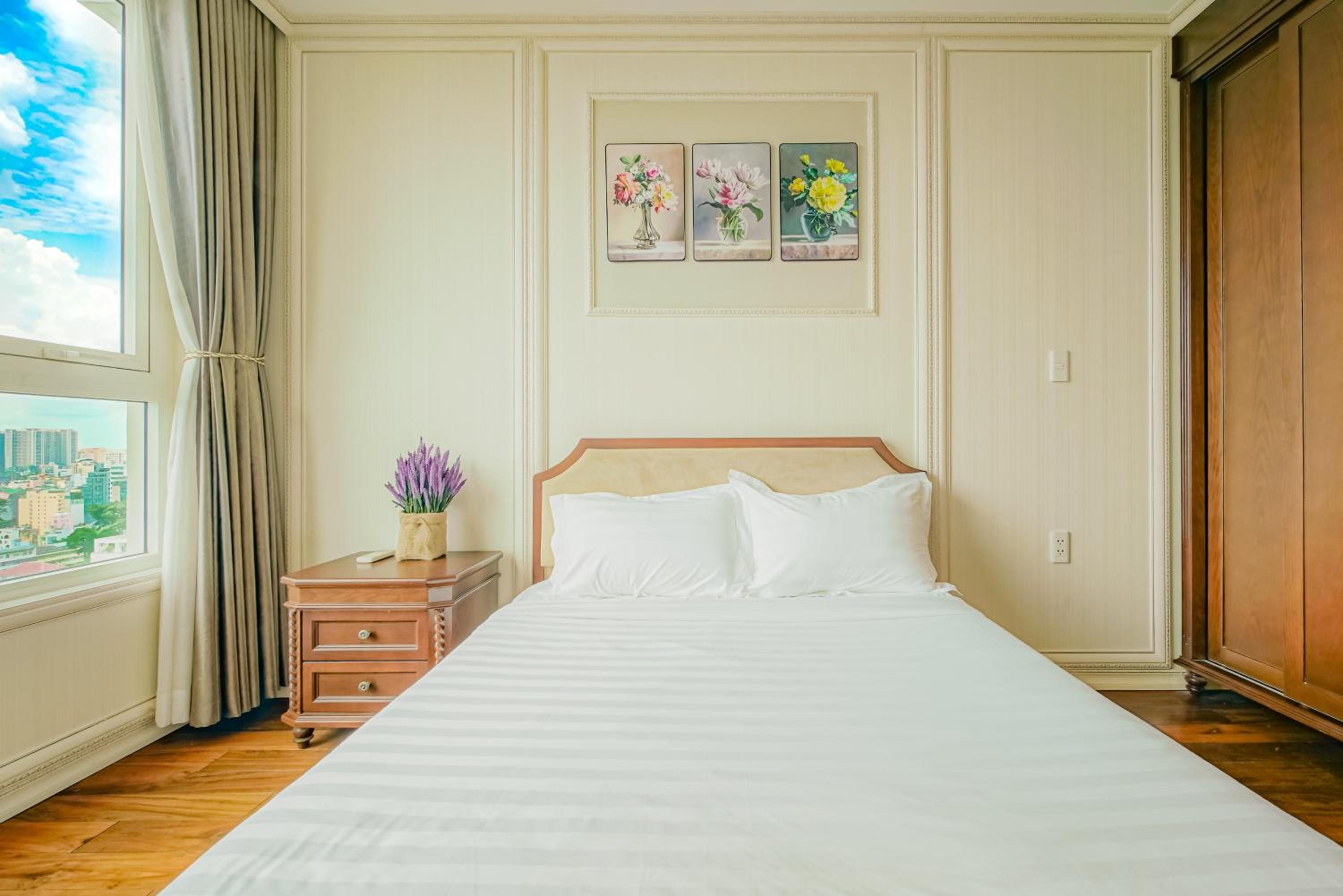 Léman Luxury Apartment District 3 HCMC