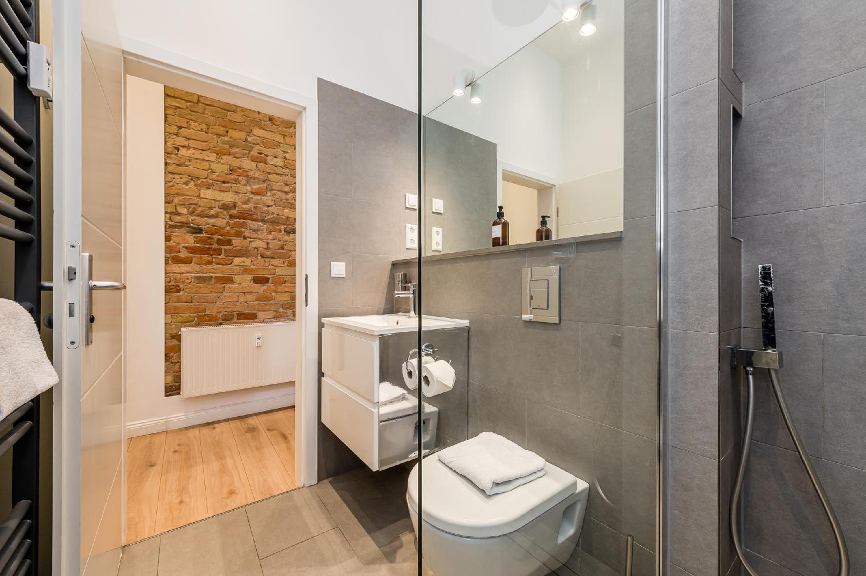Stylish New Cube Loft II by Berlin-Wall-Apartments