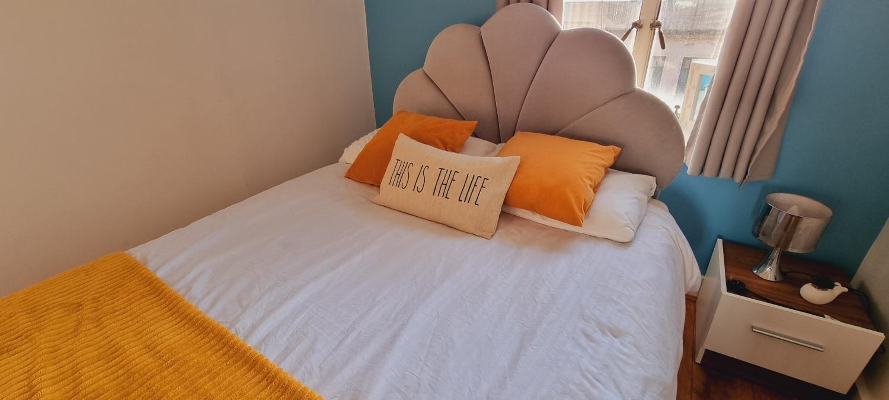 Modern and spacious Swansea centre apartment view 5