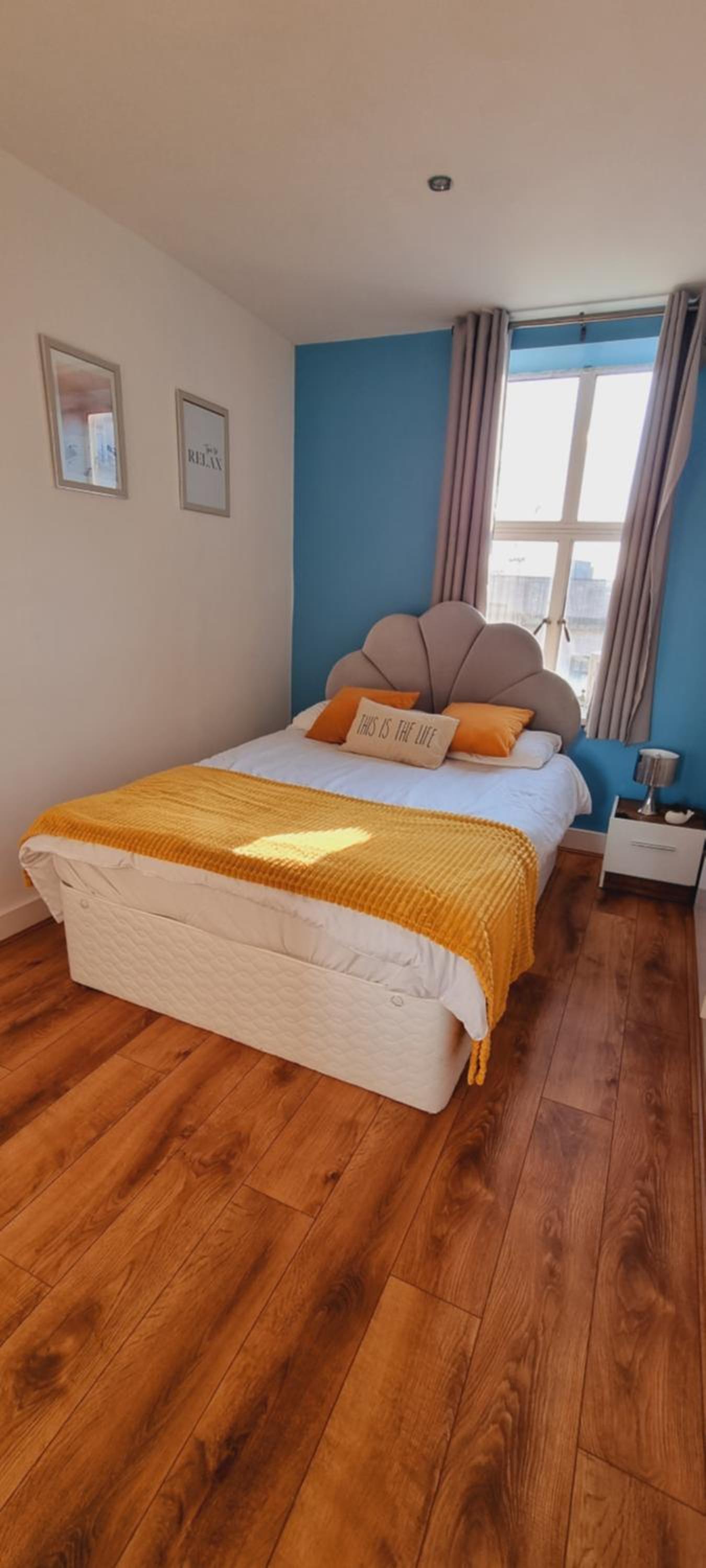 Modern and spacious Swansea centre apartment view 4