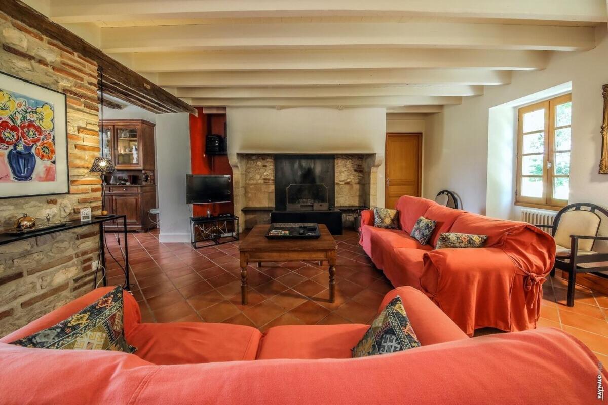 MAISON DE CHARME - 250m2 - CALME - JARDIN