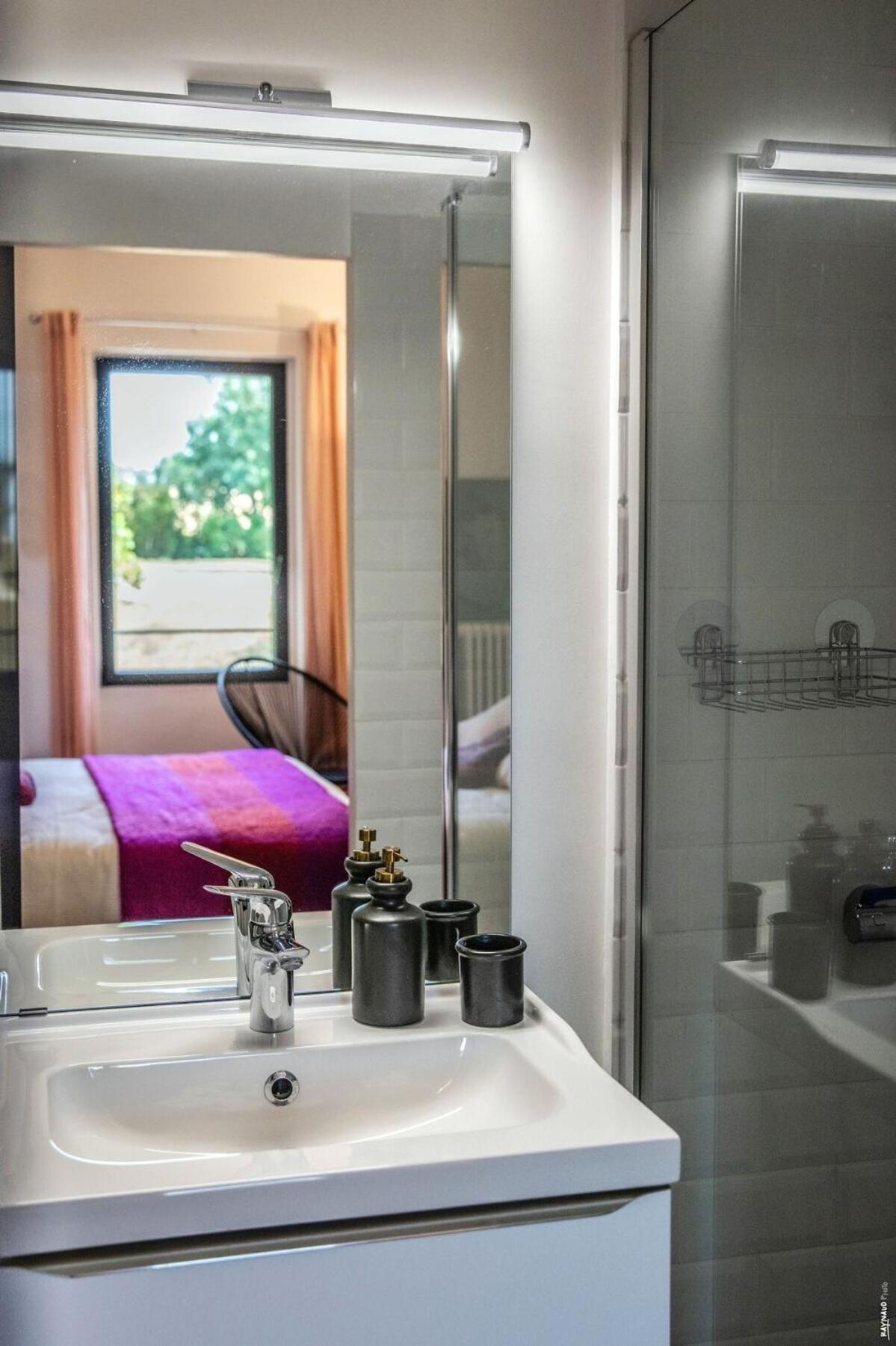 MAISON DE CHARME - 250m2 - CALME - JARDIN