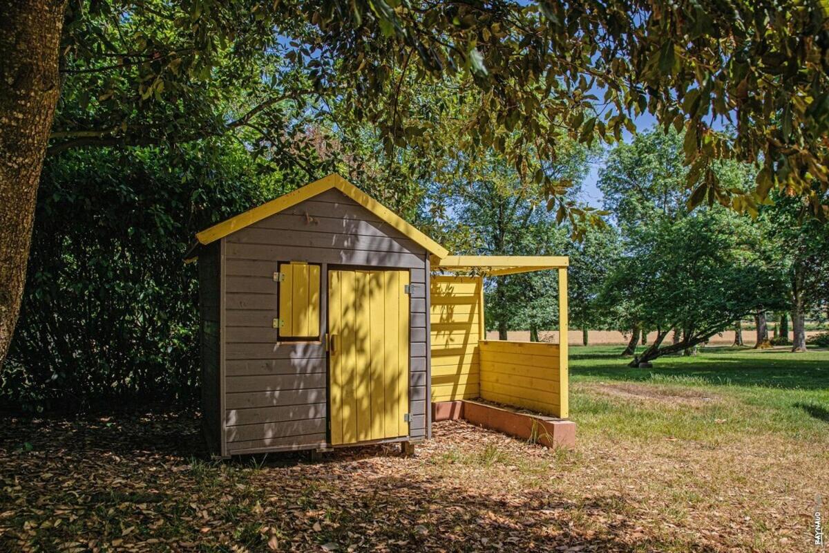 MAISON DE CHARME - 250m2 - CALME - JARDIN
