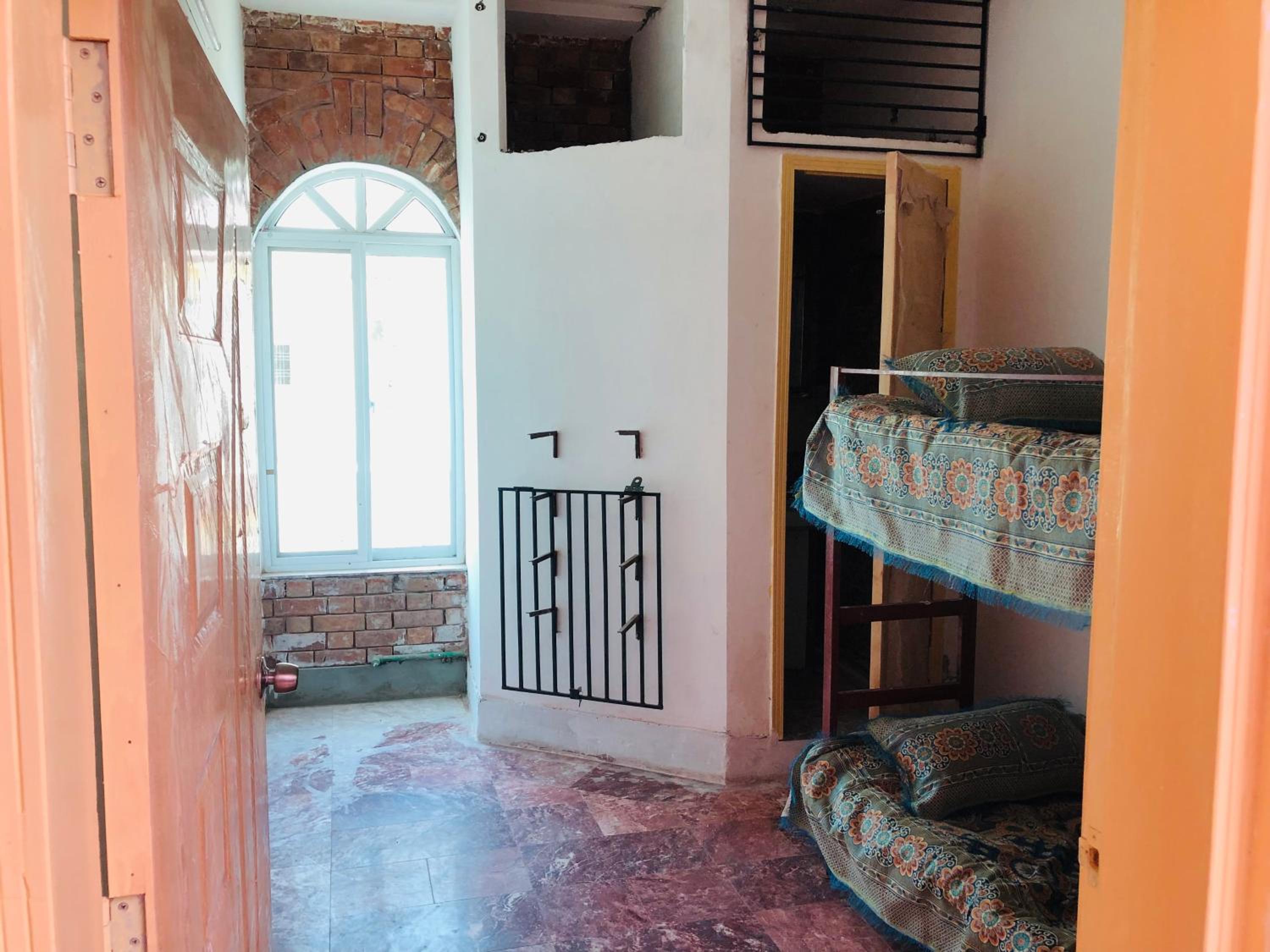 THH - Hostel & Hotel Johar Town Lahore view 4