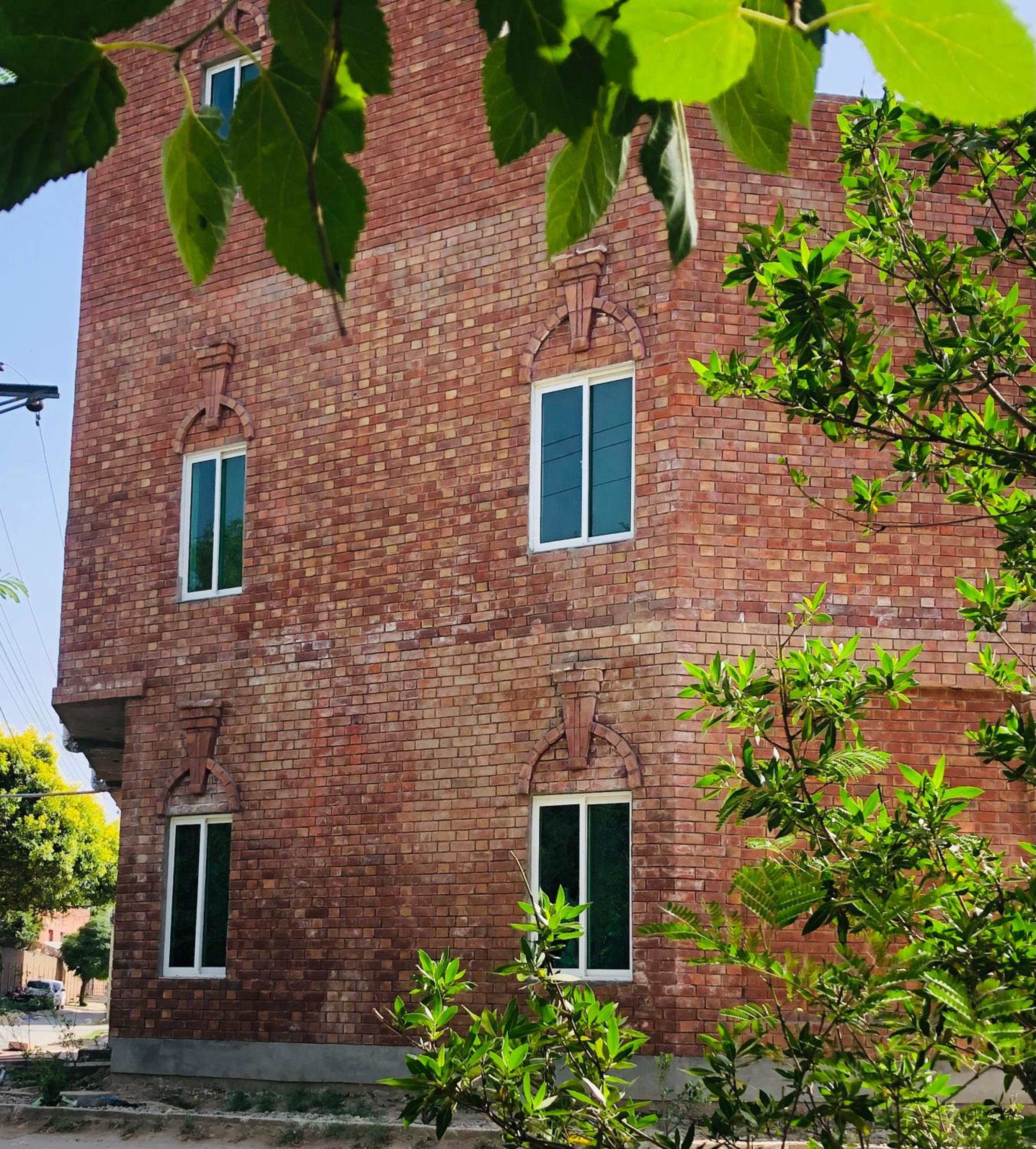 THH - Hostel & Hotel Johar Town Lahore view 5