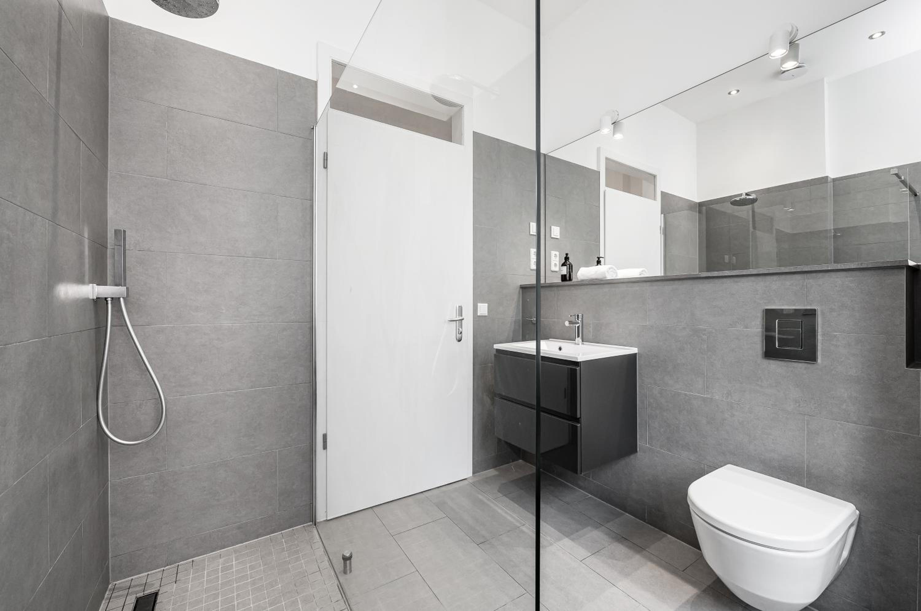 Stylish New Cube Loft by Berlin-Wall-Apartments