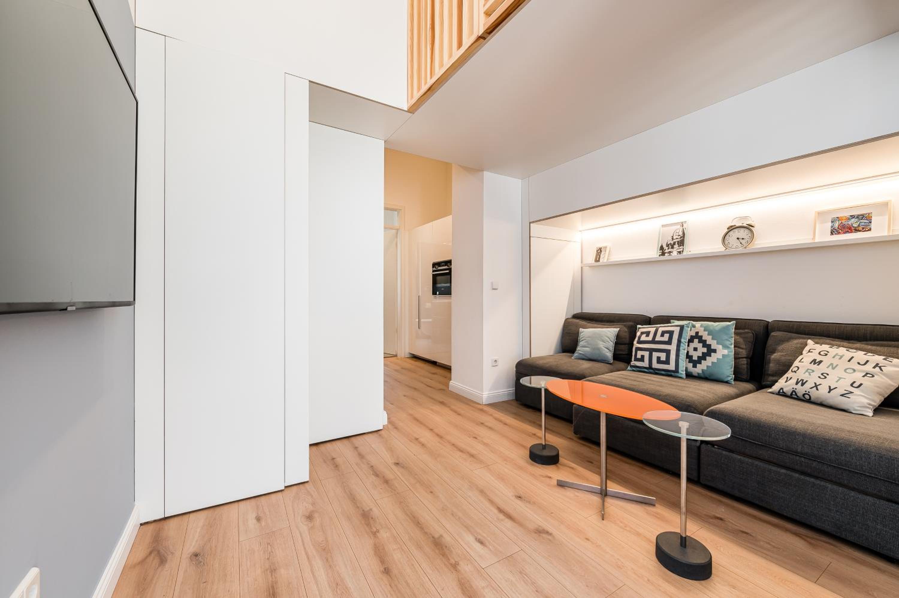 Stylish New Cube Loft by Berlin-Wall-Apartments