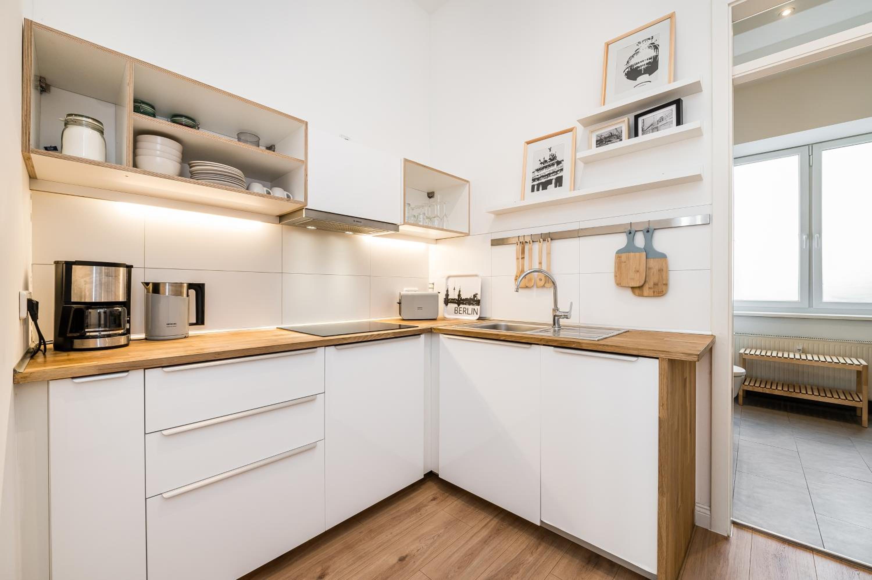 Stylish New Cube Loft by Berlin-Wall-Apartments photo 3