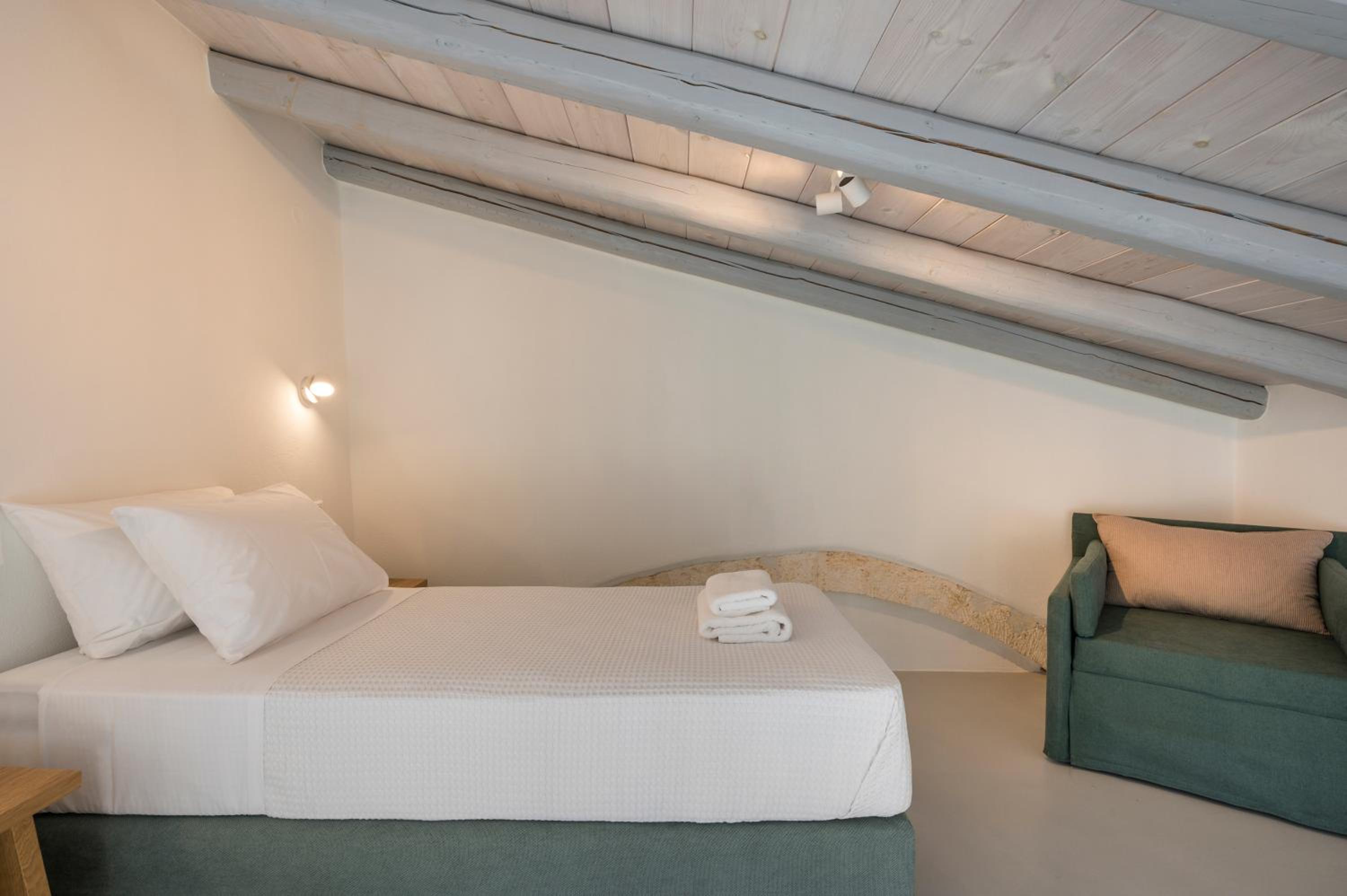 Tholos Cottage
