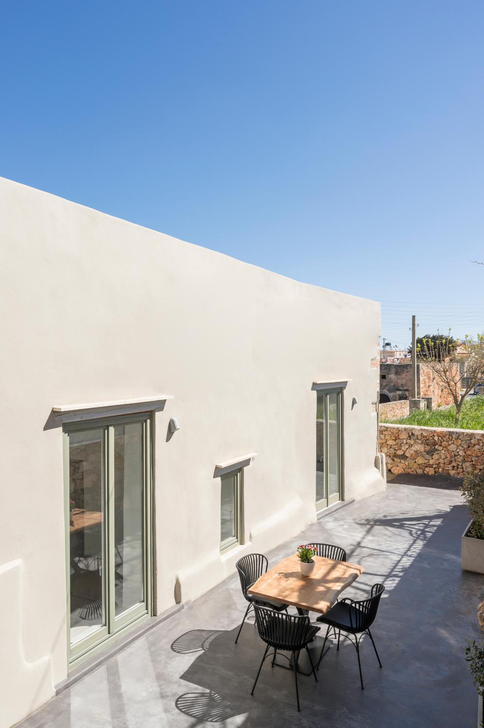 Tholos Cottage