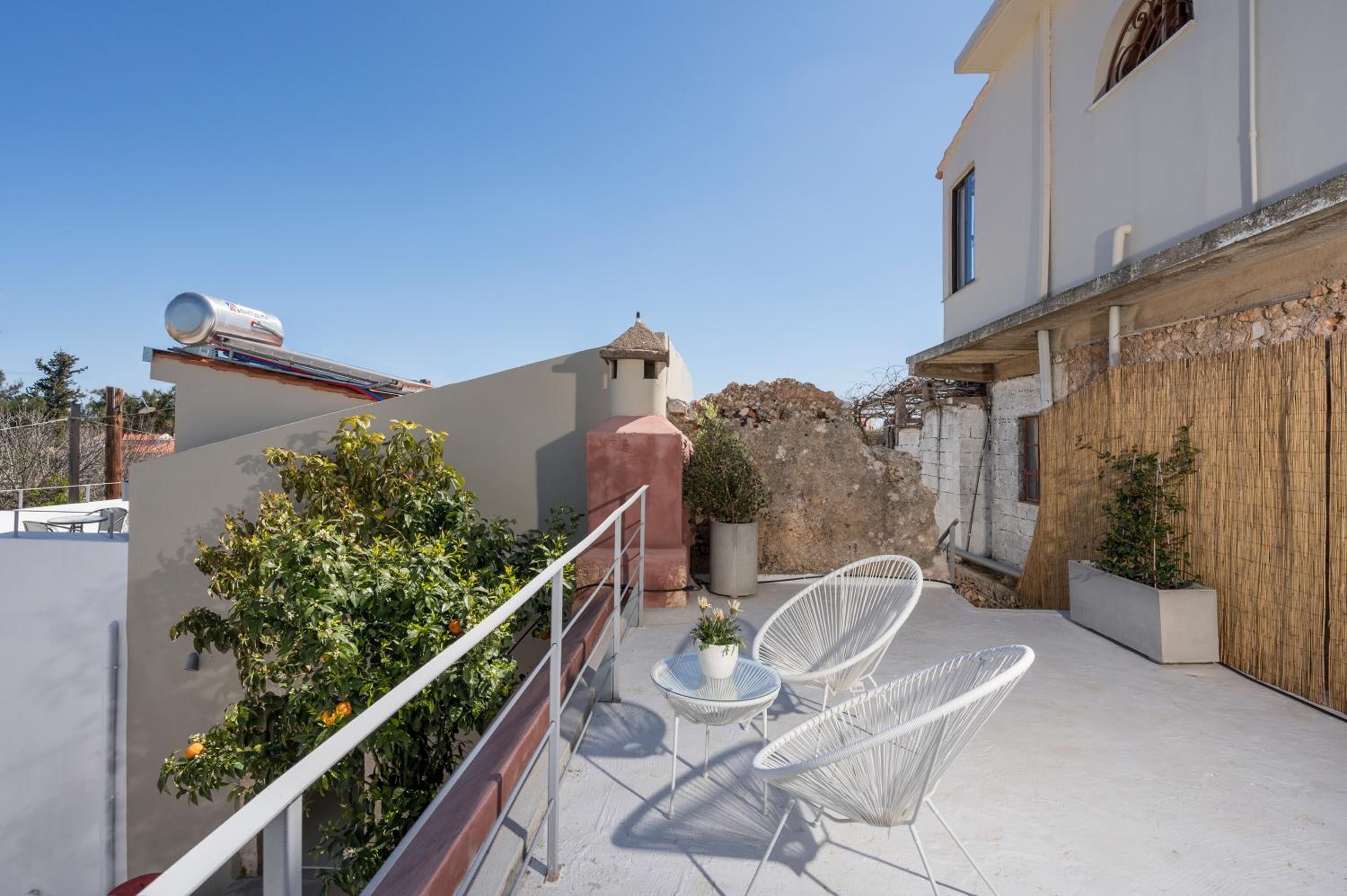 Tholos Cottage