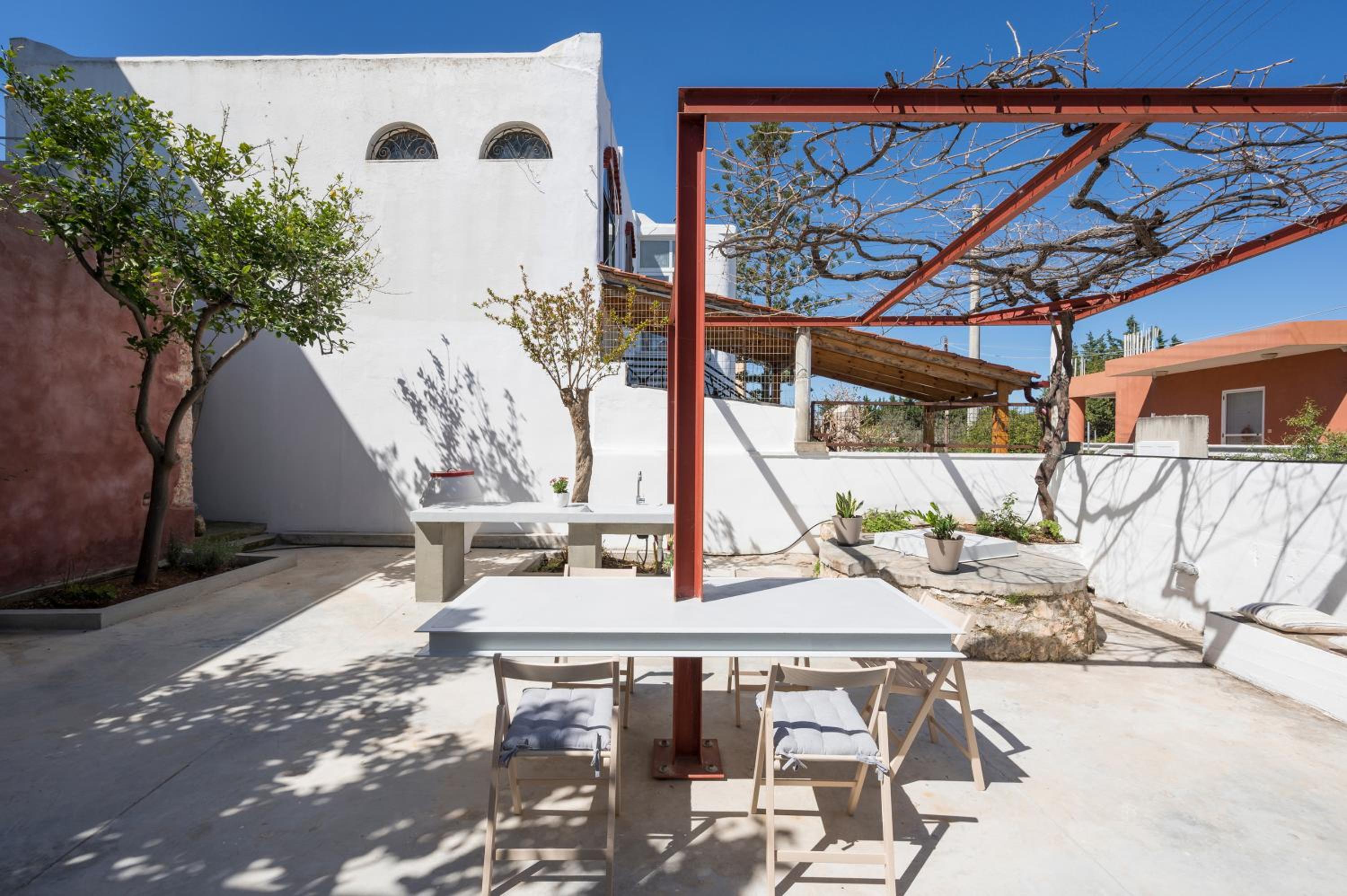 Tholos Cottage