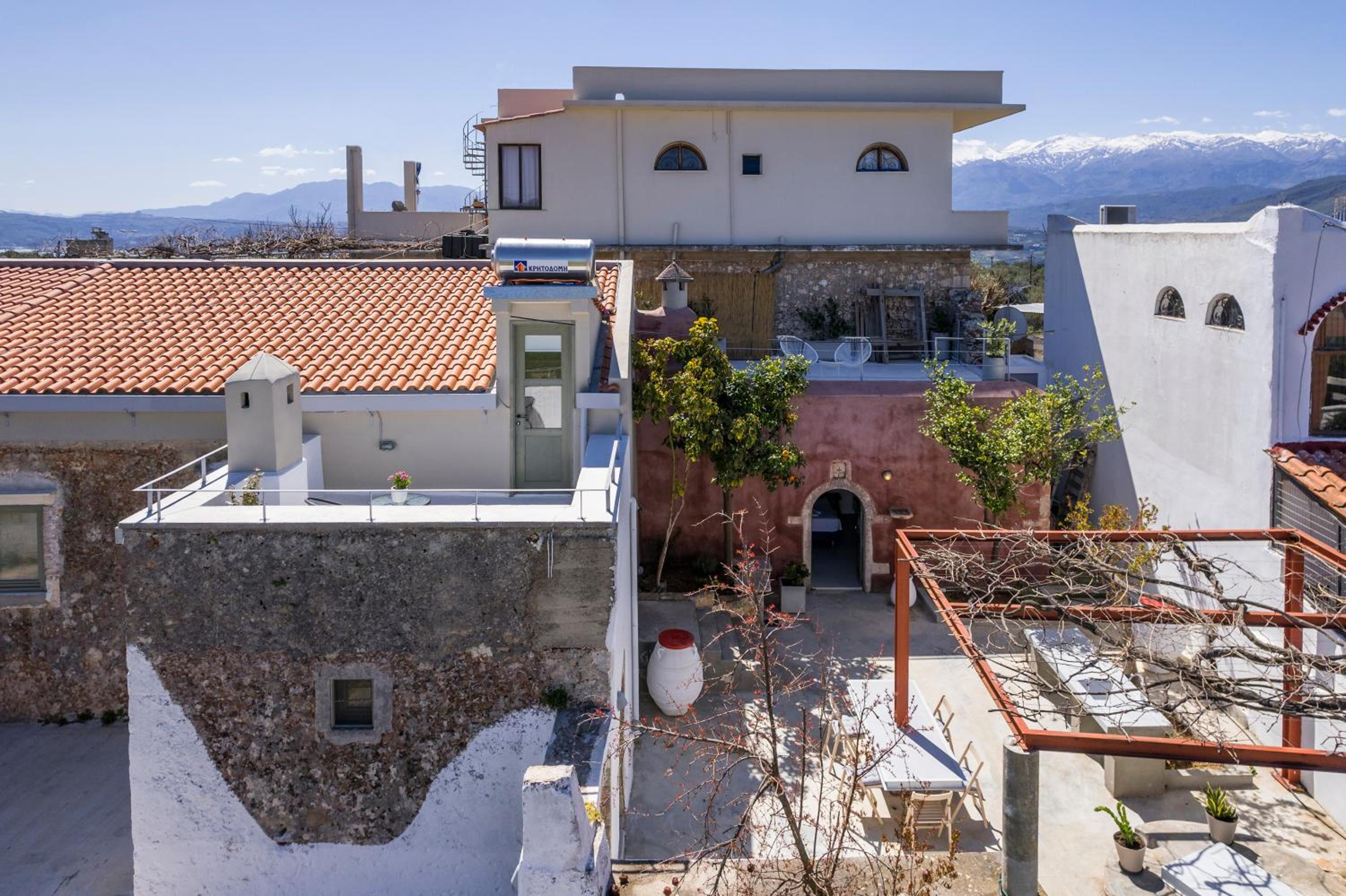 Tholos Cottage