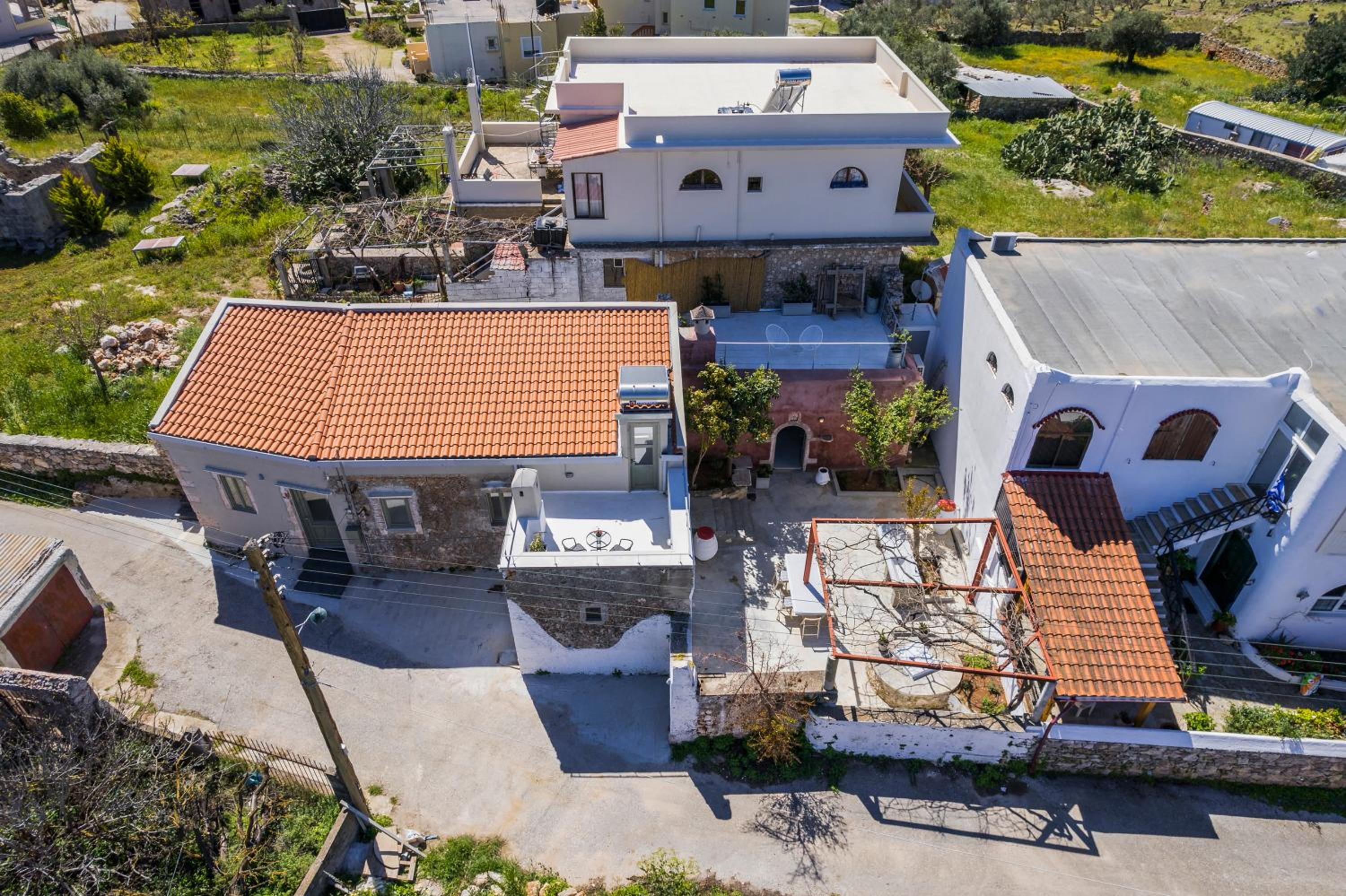 Tholos Cottage