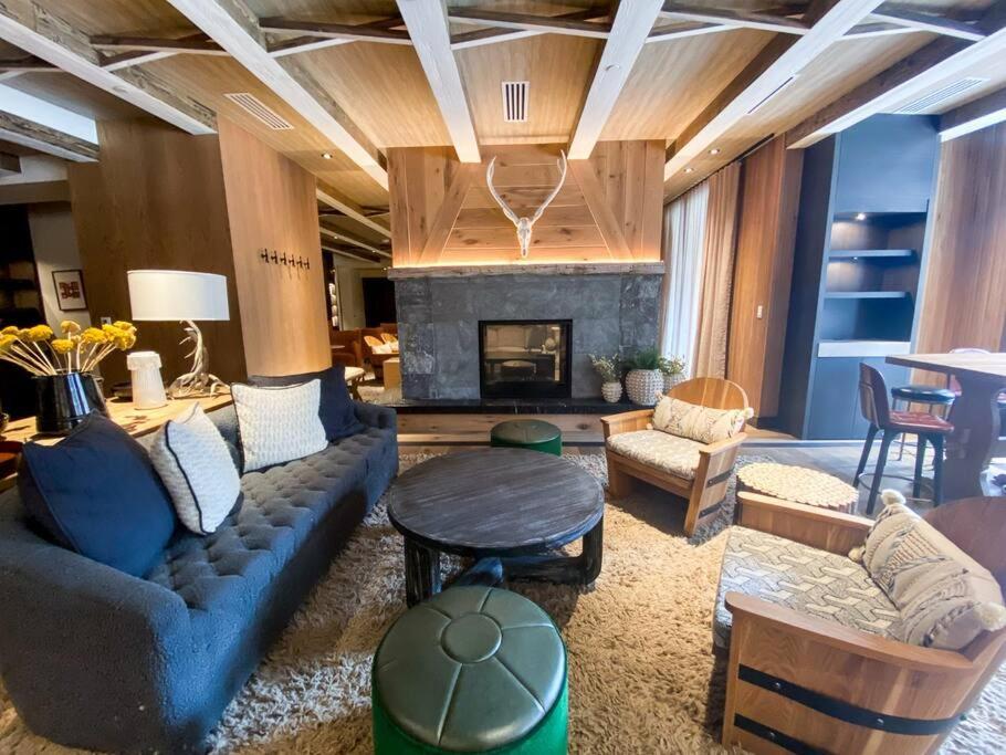 Luxury Auberge Madeline Residence Building