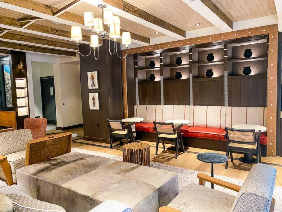 Luxury Auberge Madeline Residence Building