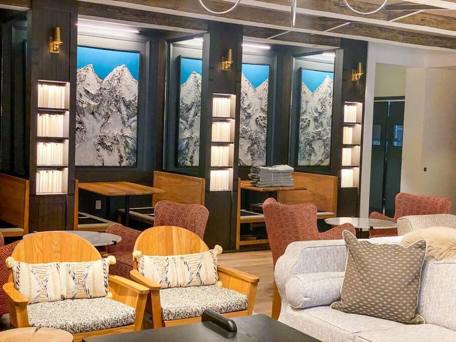 Luxury Auberge Madeline Residence Building