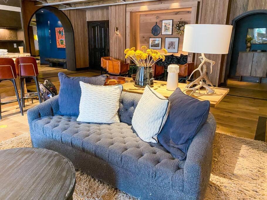 Luxury Auberge Madeline Residence Building
