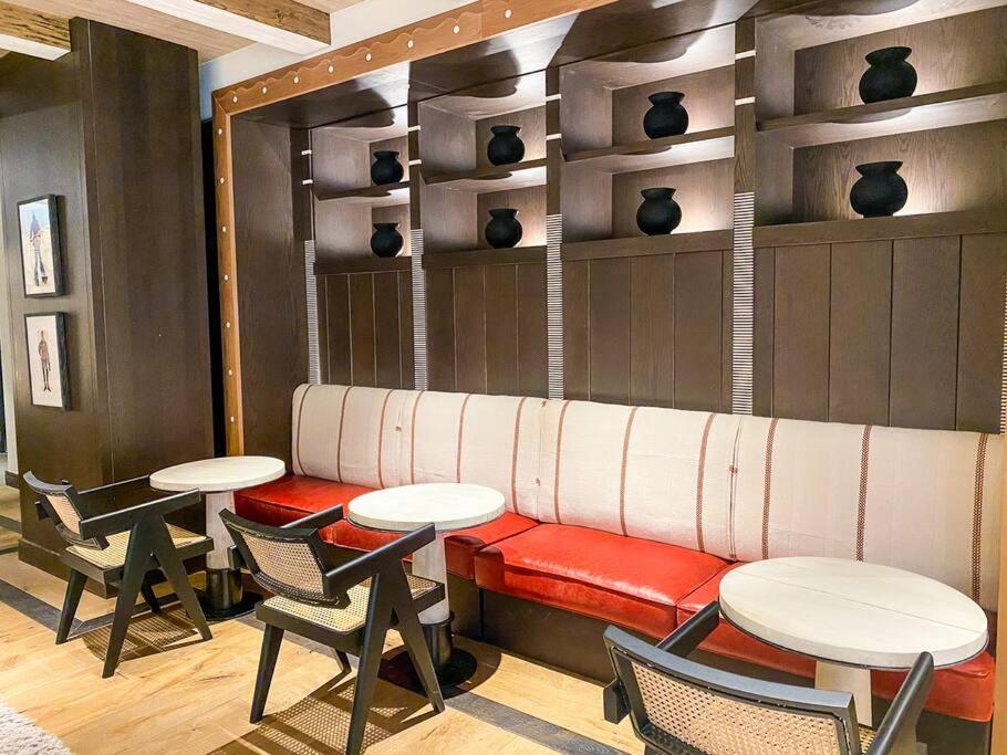 Luxury Auberge Madeline Residence Building