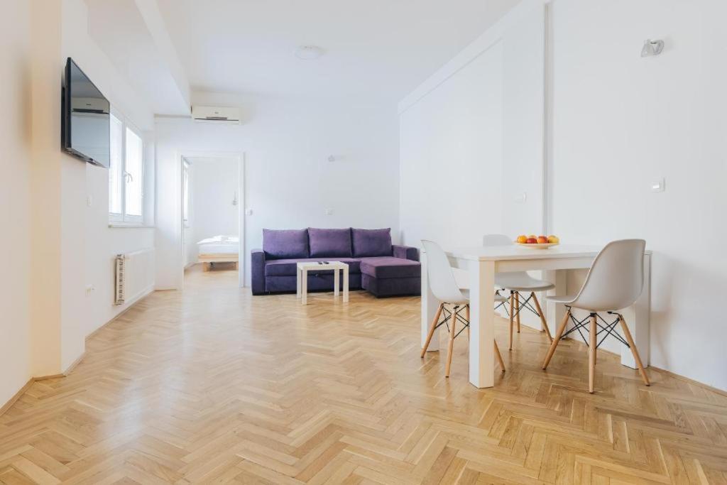 Apartment Center - Kersnikova view 3