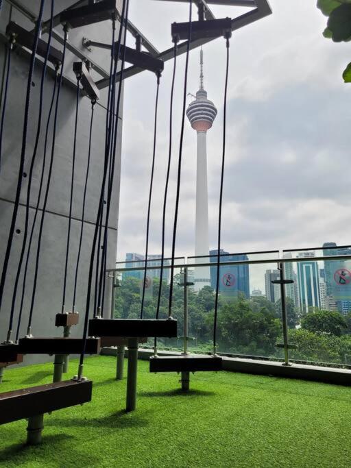 Romantic Log Cabin 2 - Heart of KL, near KLCC/KL Tower