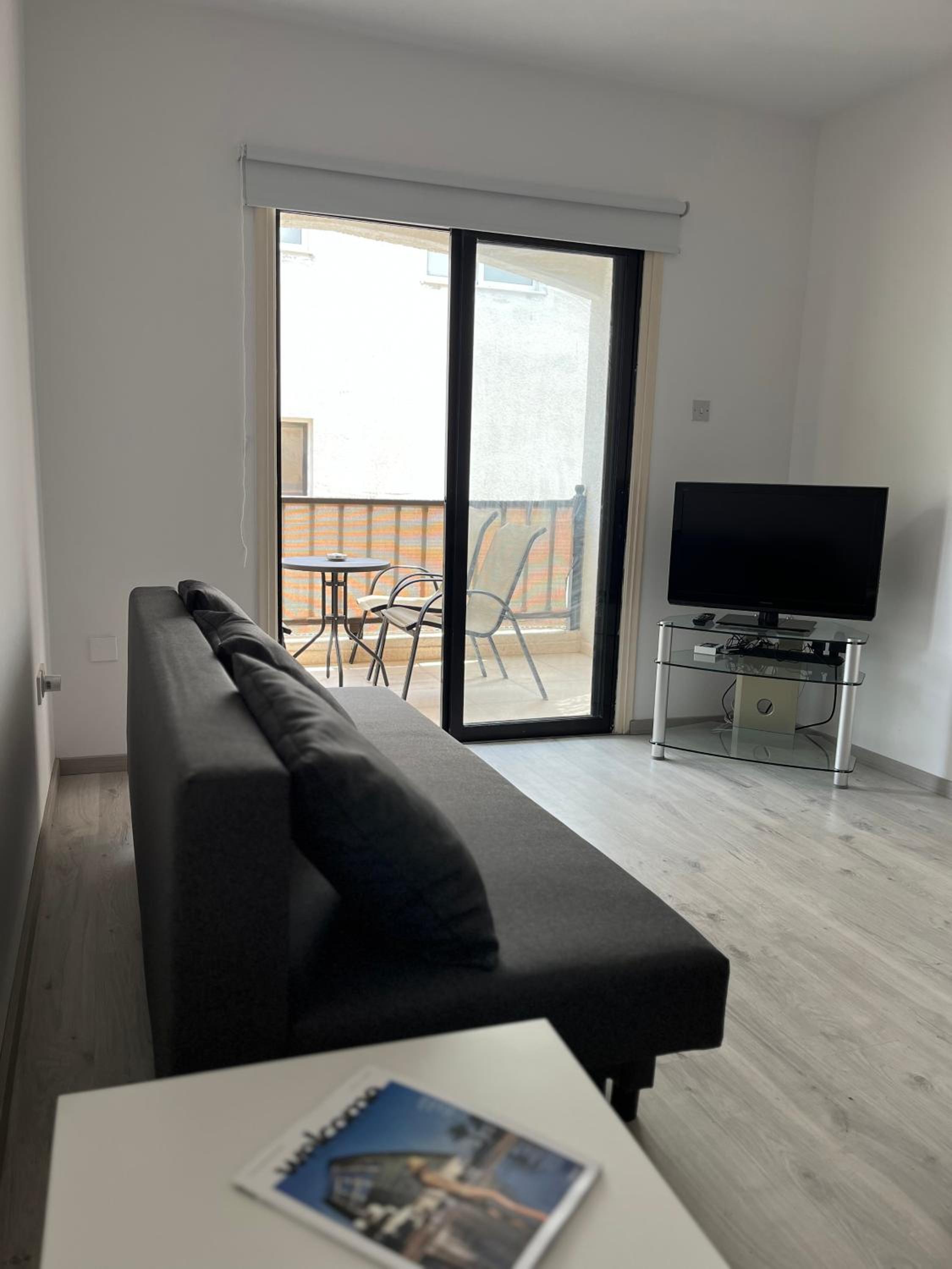 Theodoros Apt.79