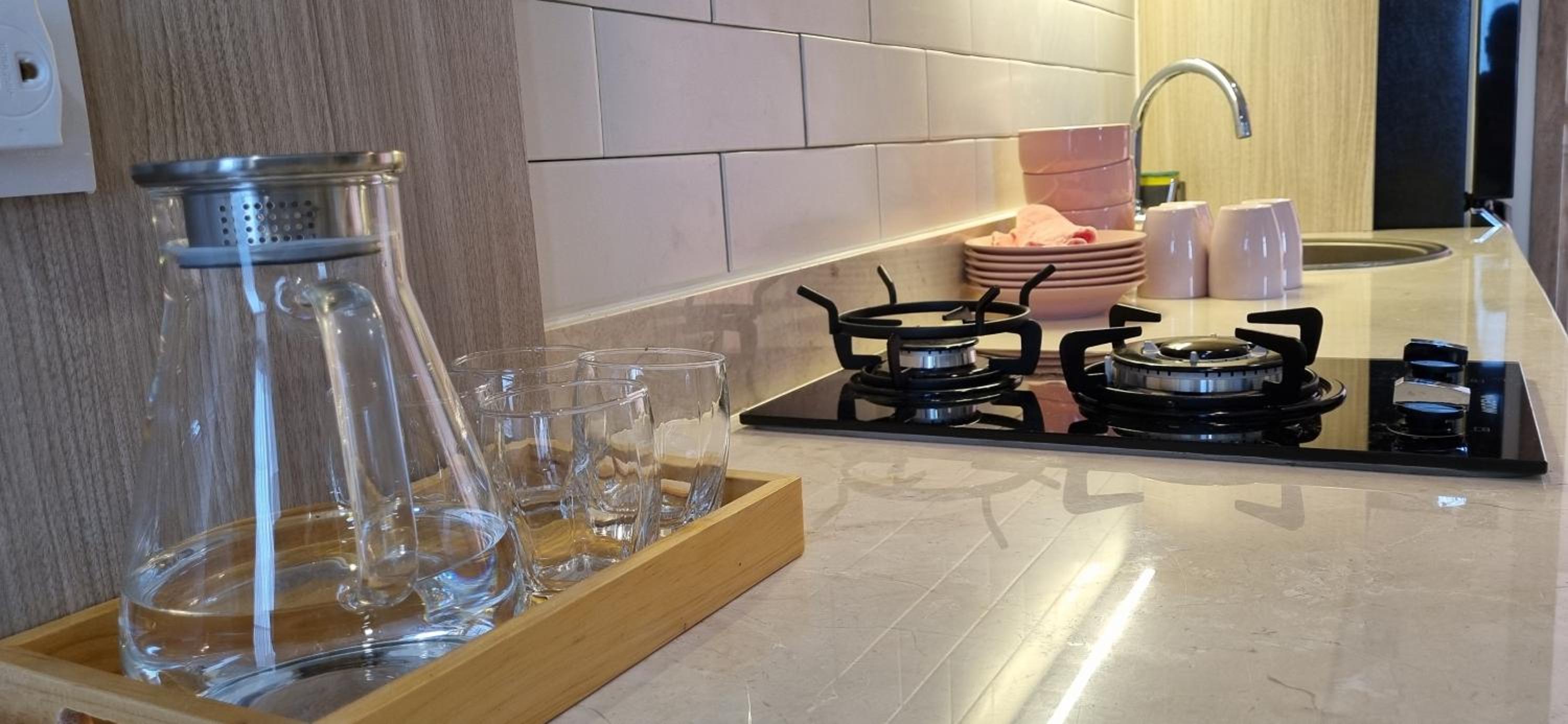 Apt Pejaten Park 1BR Latte w/ Netflix view 2