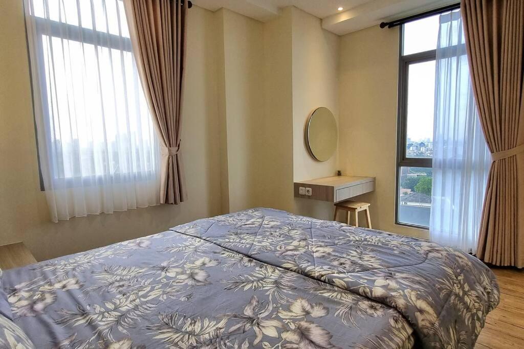 Apt Pejaten Park 1BR Latte w/ Netflix view 3