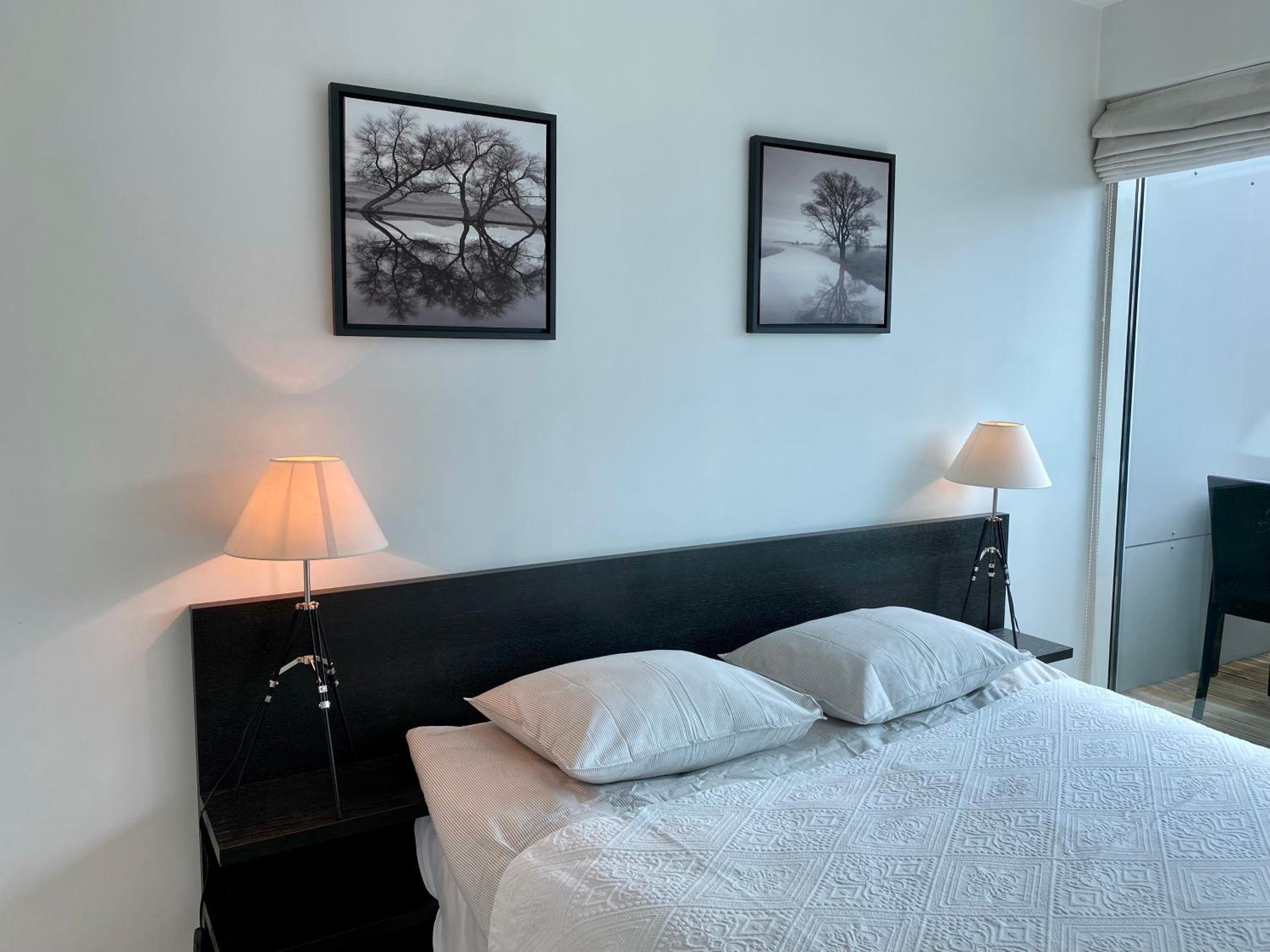 City Heart Apartment with a Sunny Rooftop Terrace