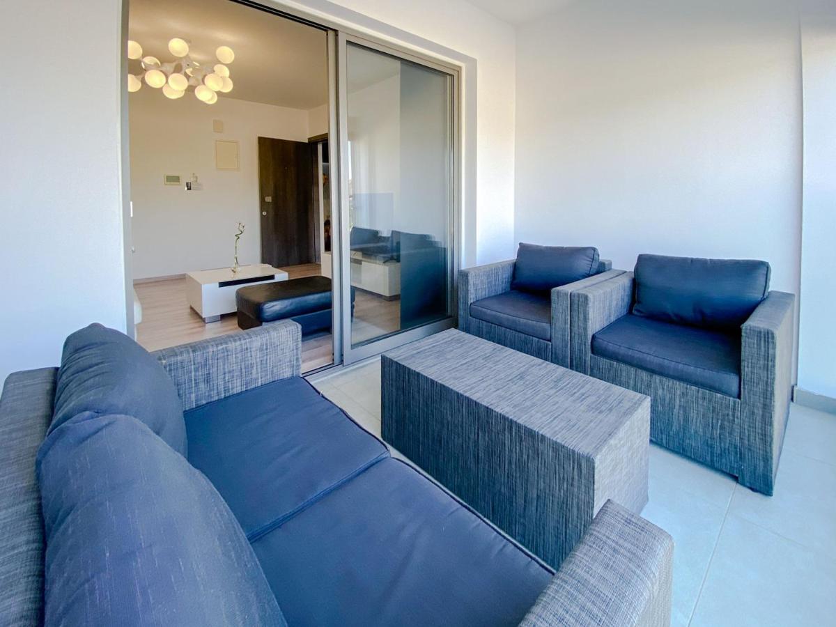 Phaedrus Living: City Flat Rafaella 6