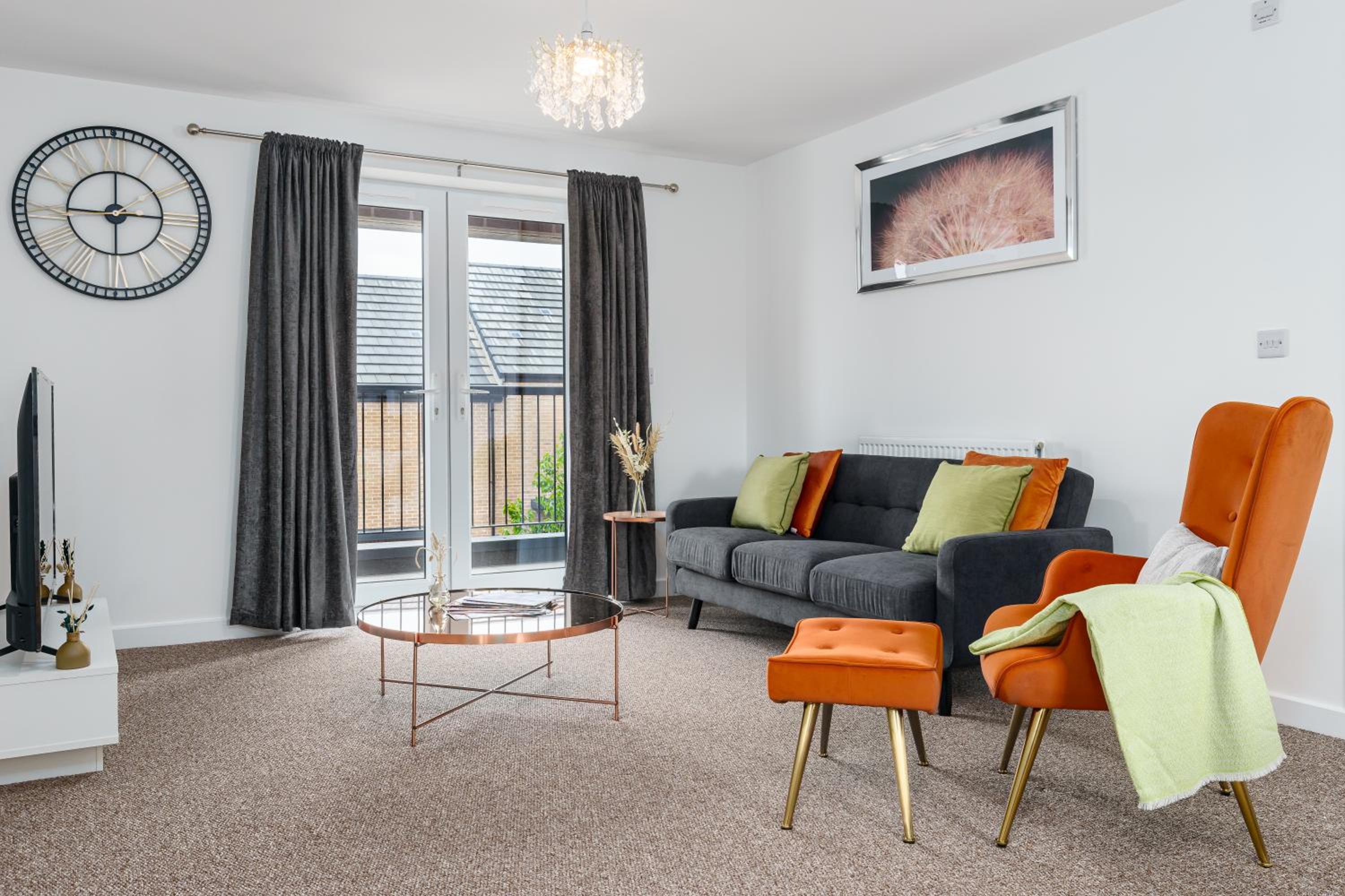 Fortified Luxury Apartment with Balcony and free parking view 4
