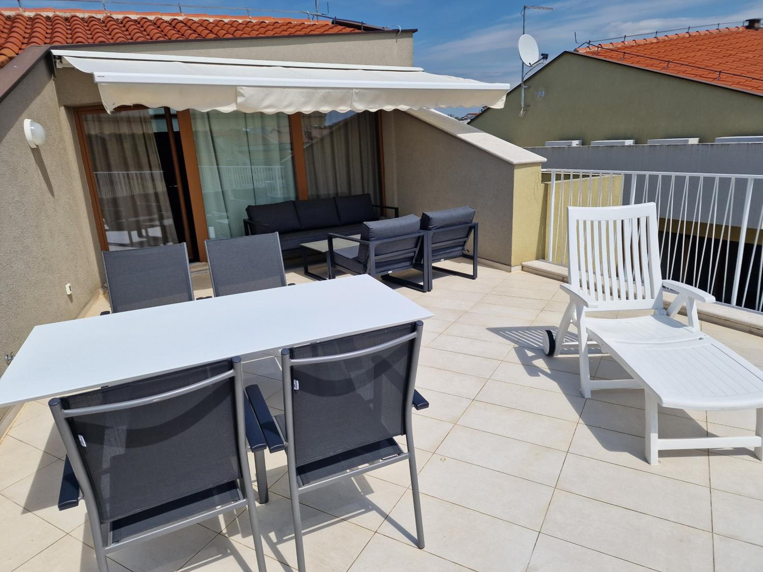 Premium Apartment Maj en Poreč — balance & terrace