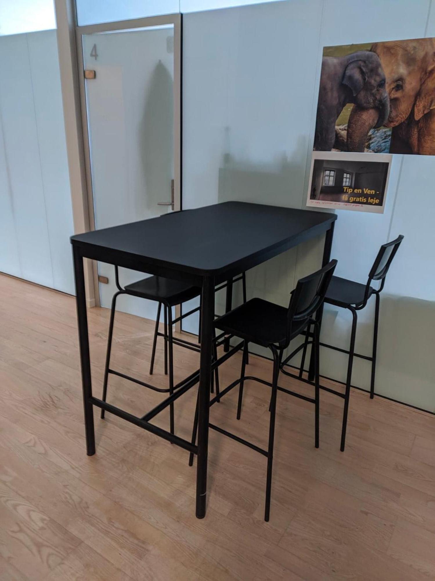 Private Room in a shared apartment
