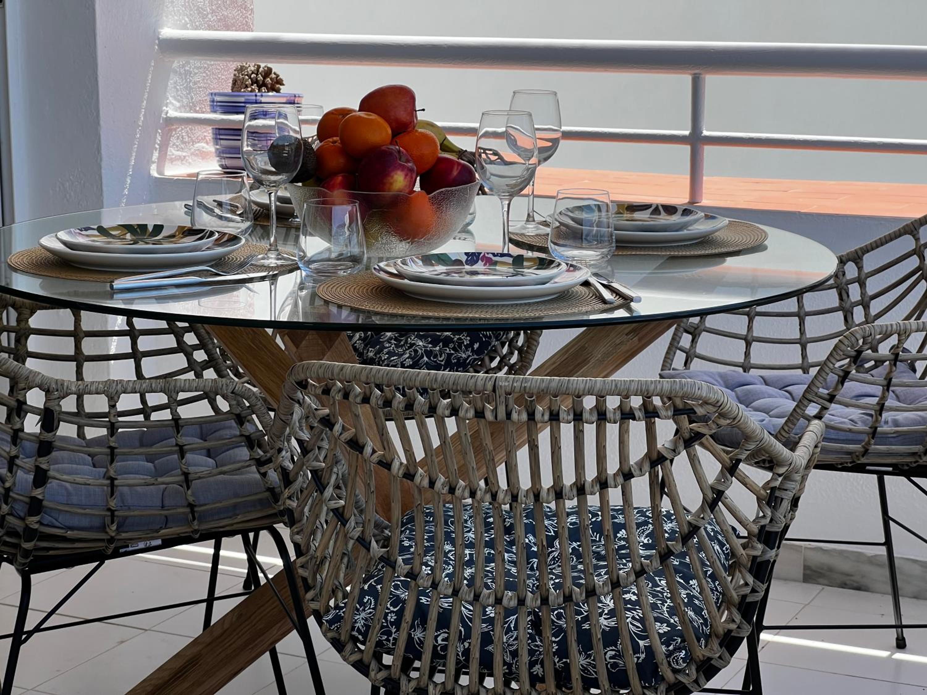 Sunny Apartament with a view to Gibraltar in Miraflores