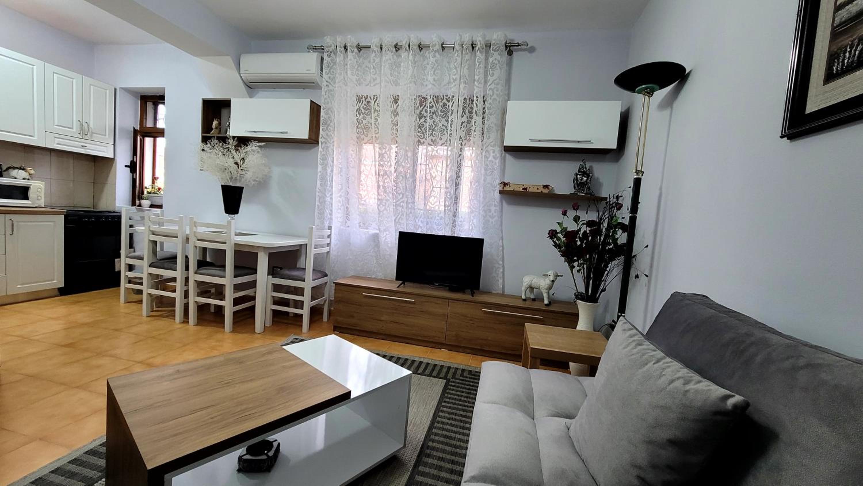 Tuana's Apartment