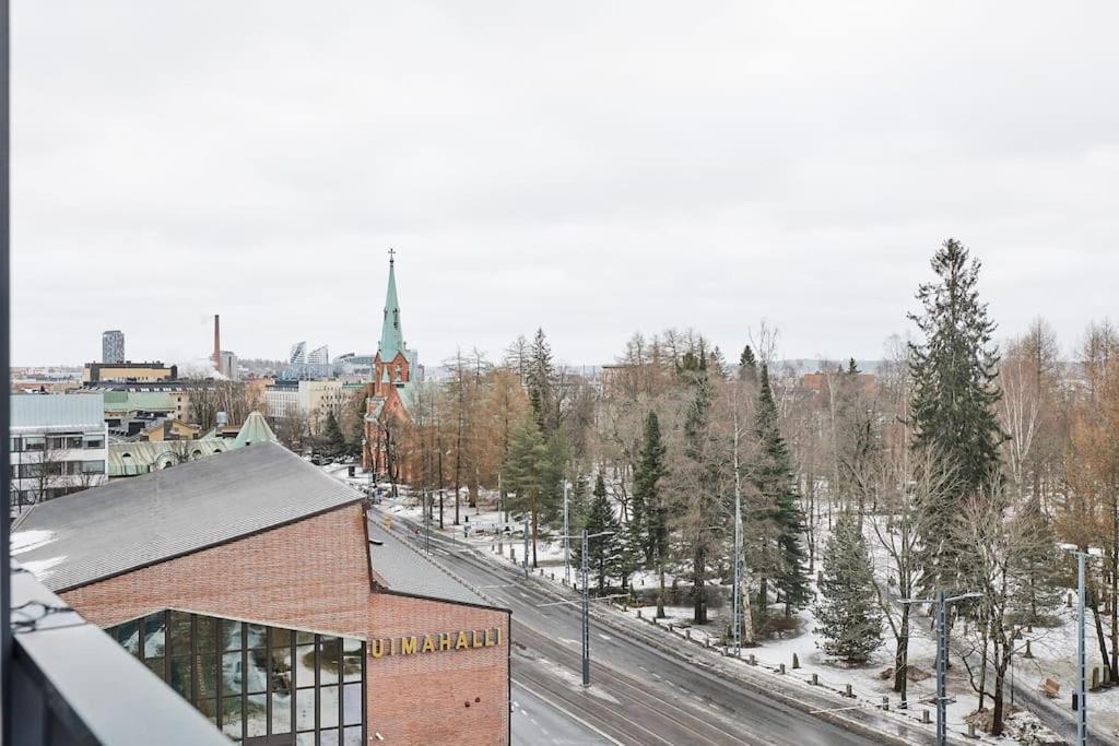 Rauhallinen kolmio omalla saunalla Tampereen keskustassa