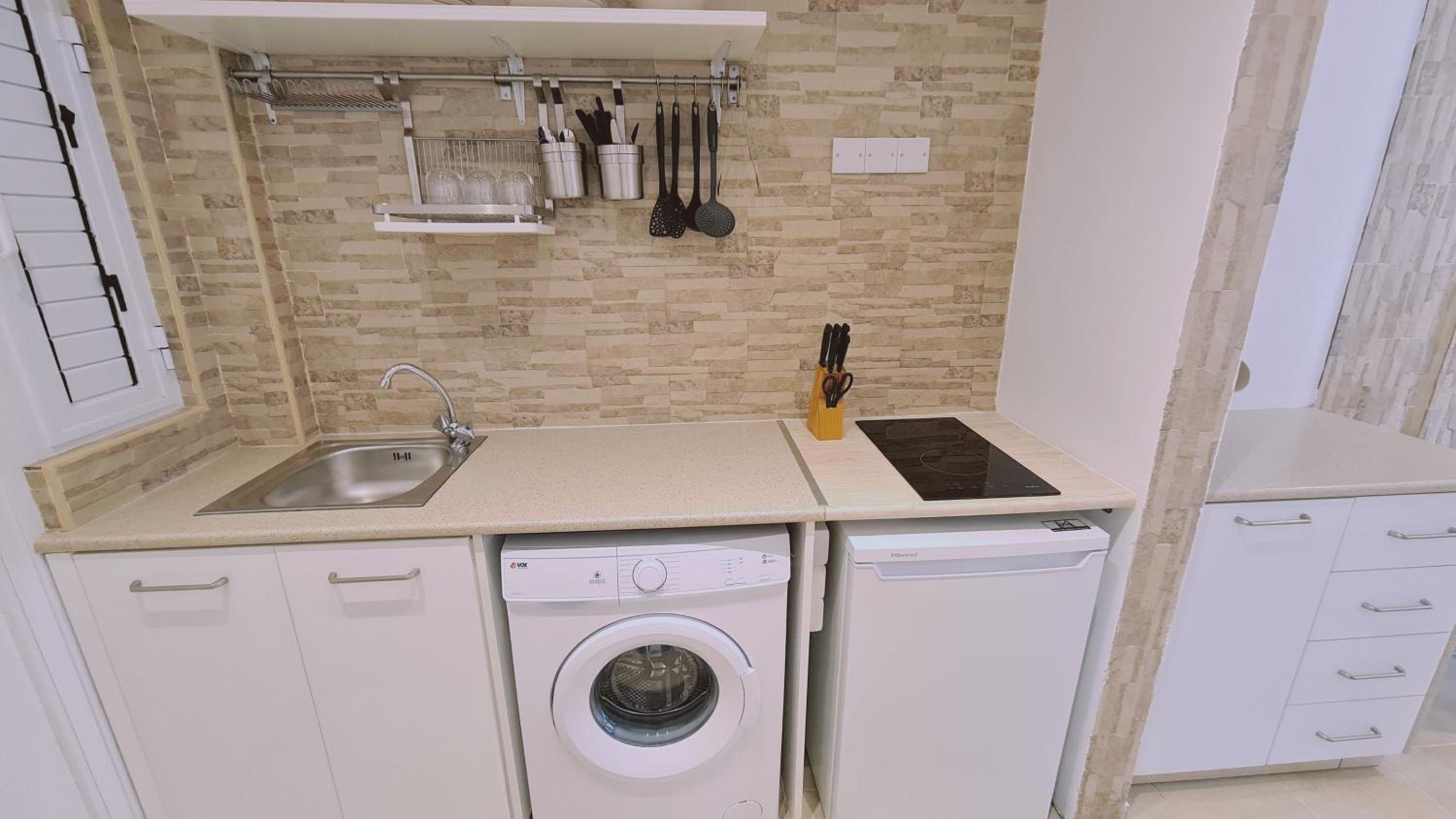 STAY Lavish Studio