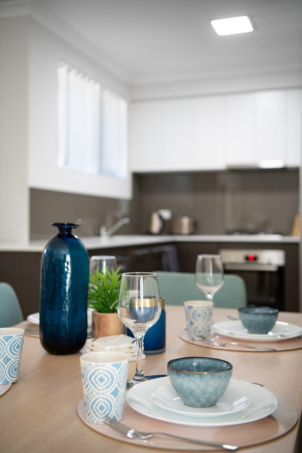 Bright Trendy 3BR Apt - Walk to River & Shops
