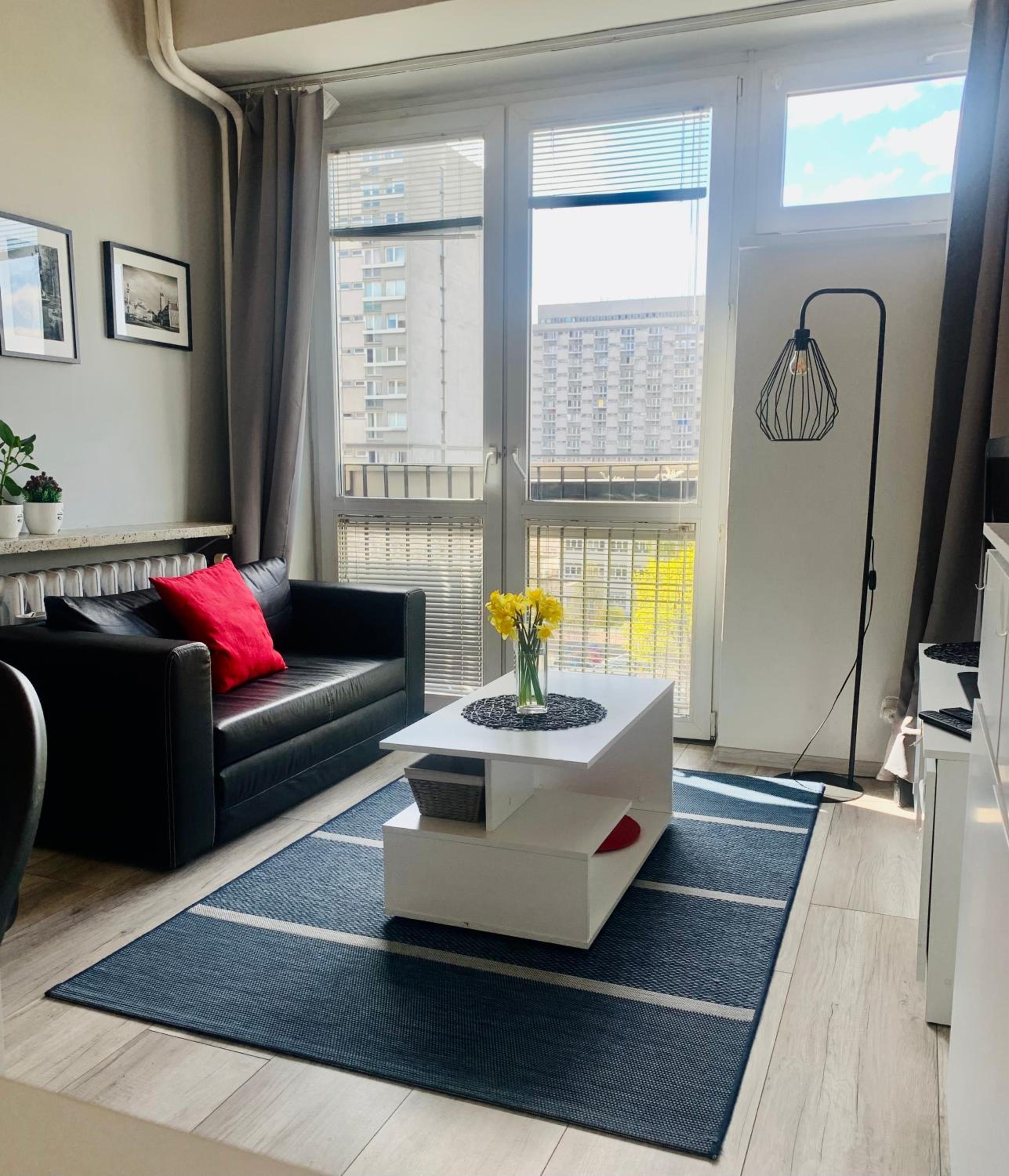 Exclusive Apt High Ceilings View by PolandBnB