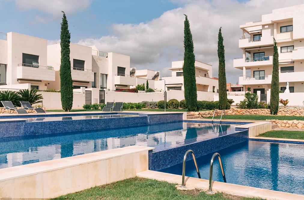 Elegante apartamento en Jardines de Montesolana