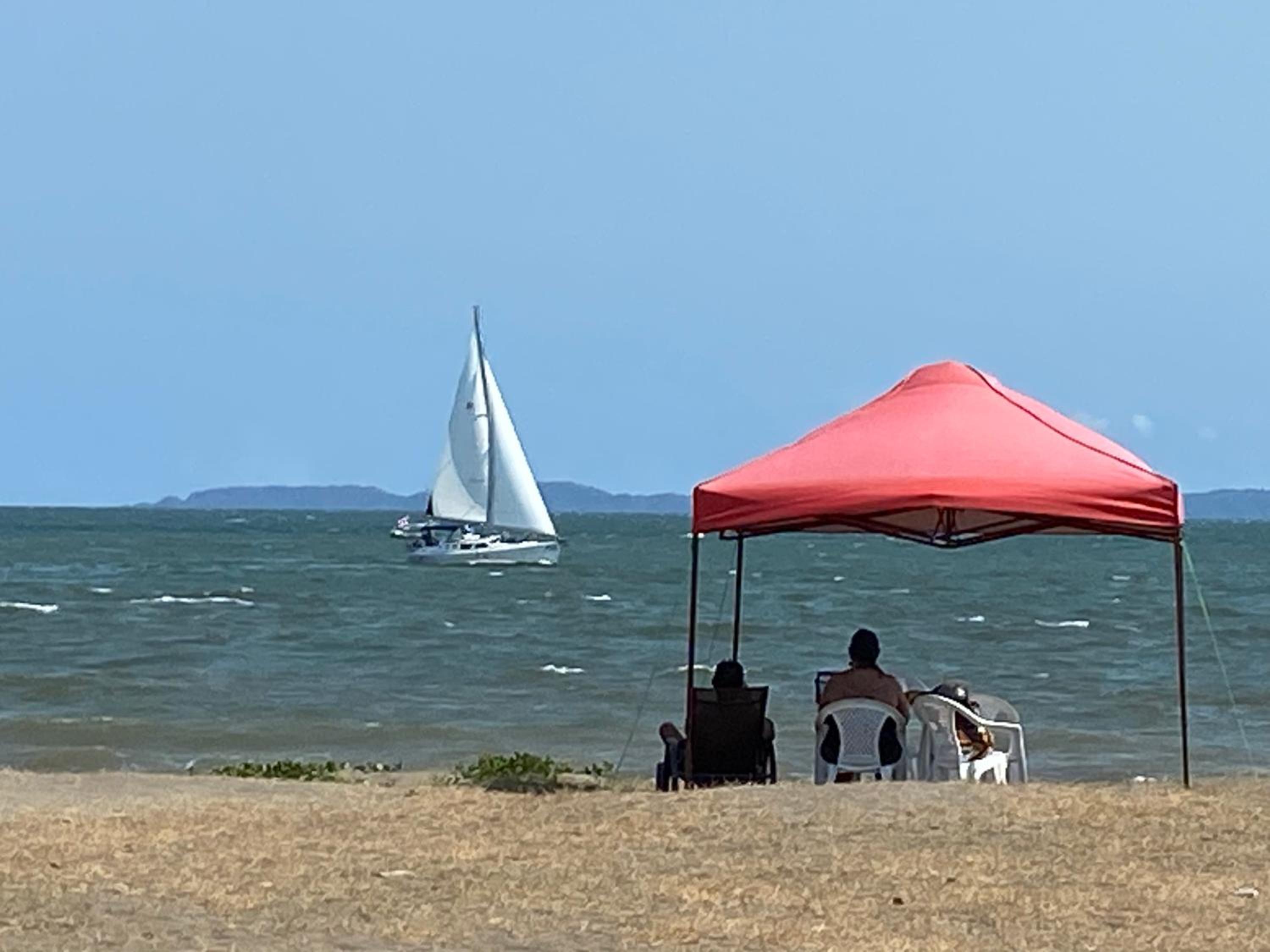 Frente al mar lof