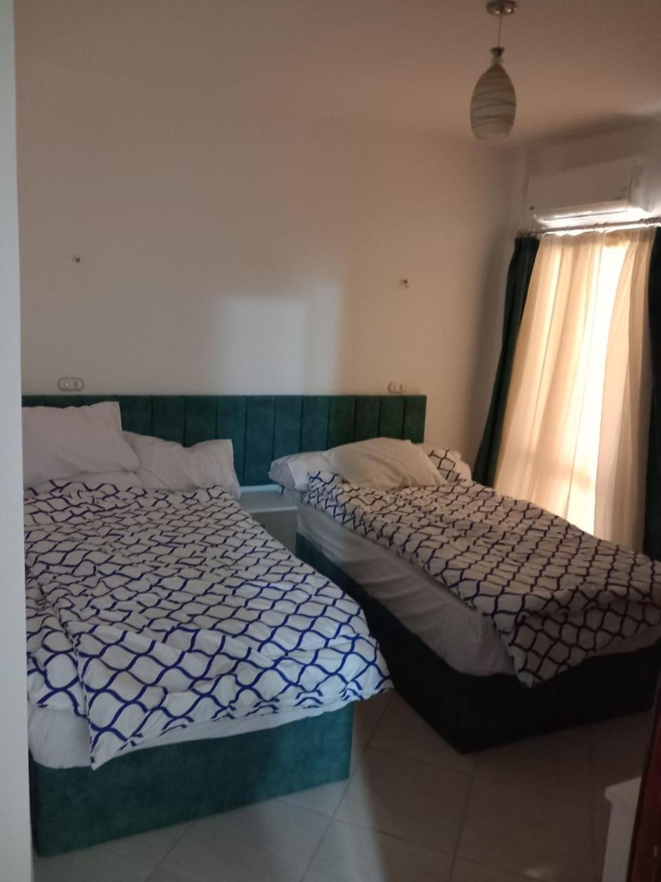 2 Bedroom Apartment with pool view view 4