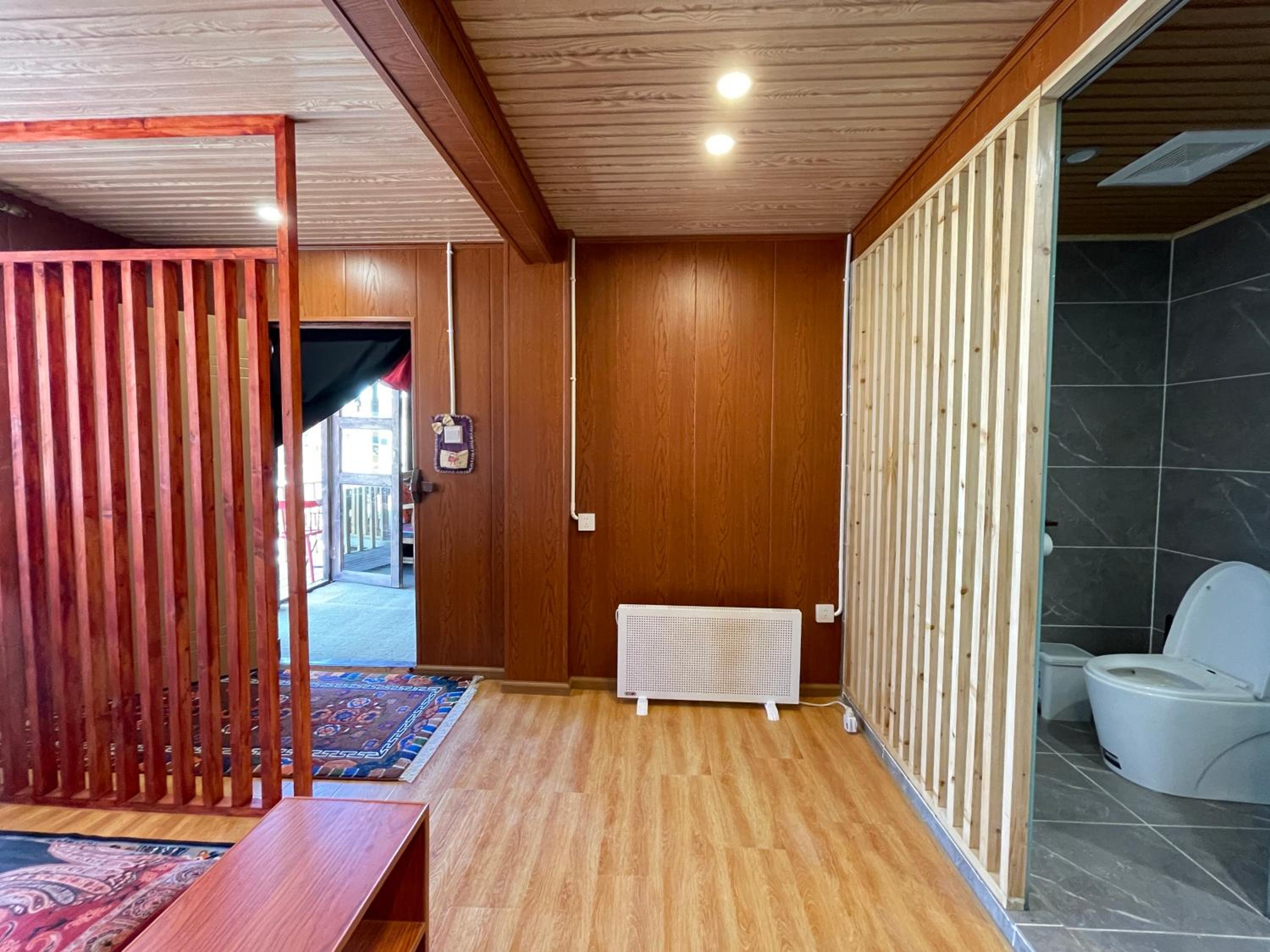 Photo 10