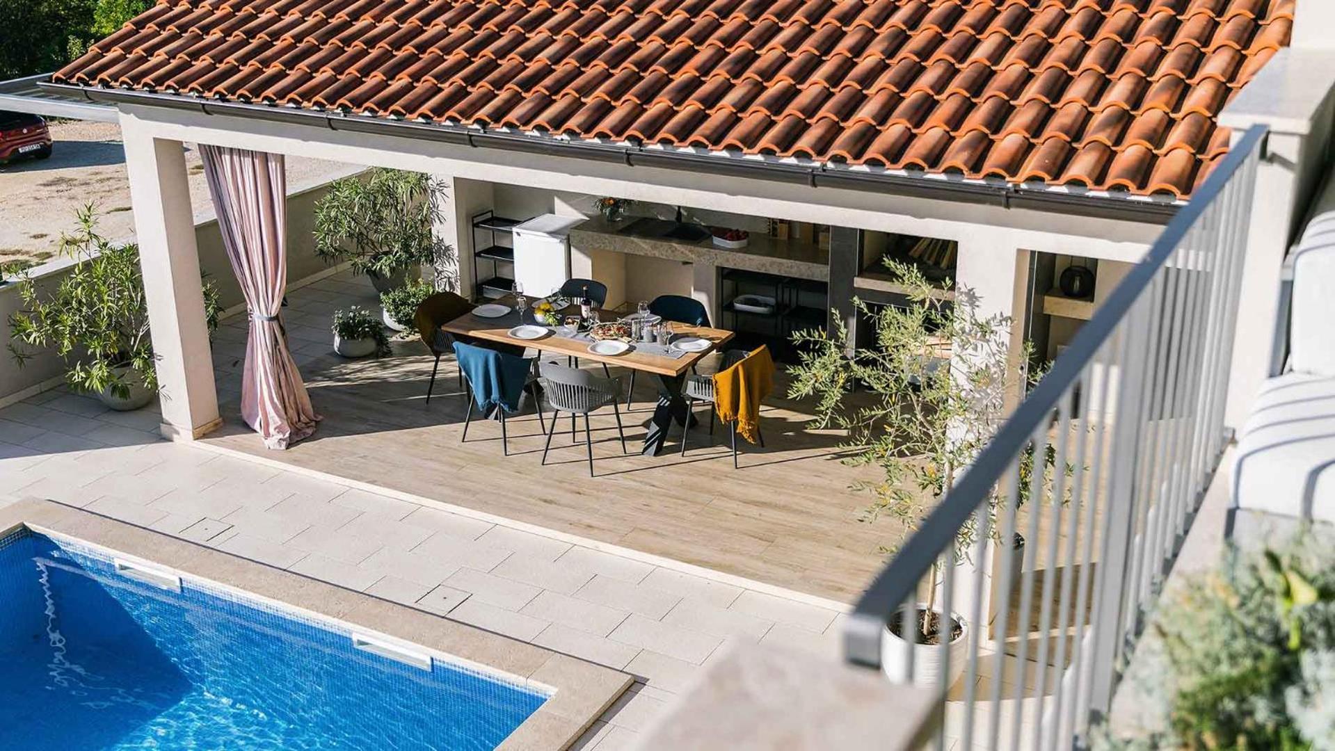 A stunning villa with a swimming pool in Lindar near Pazin view 4