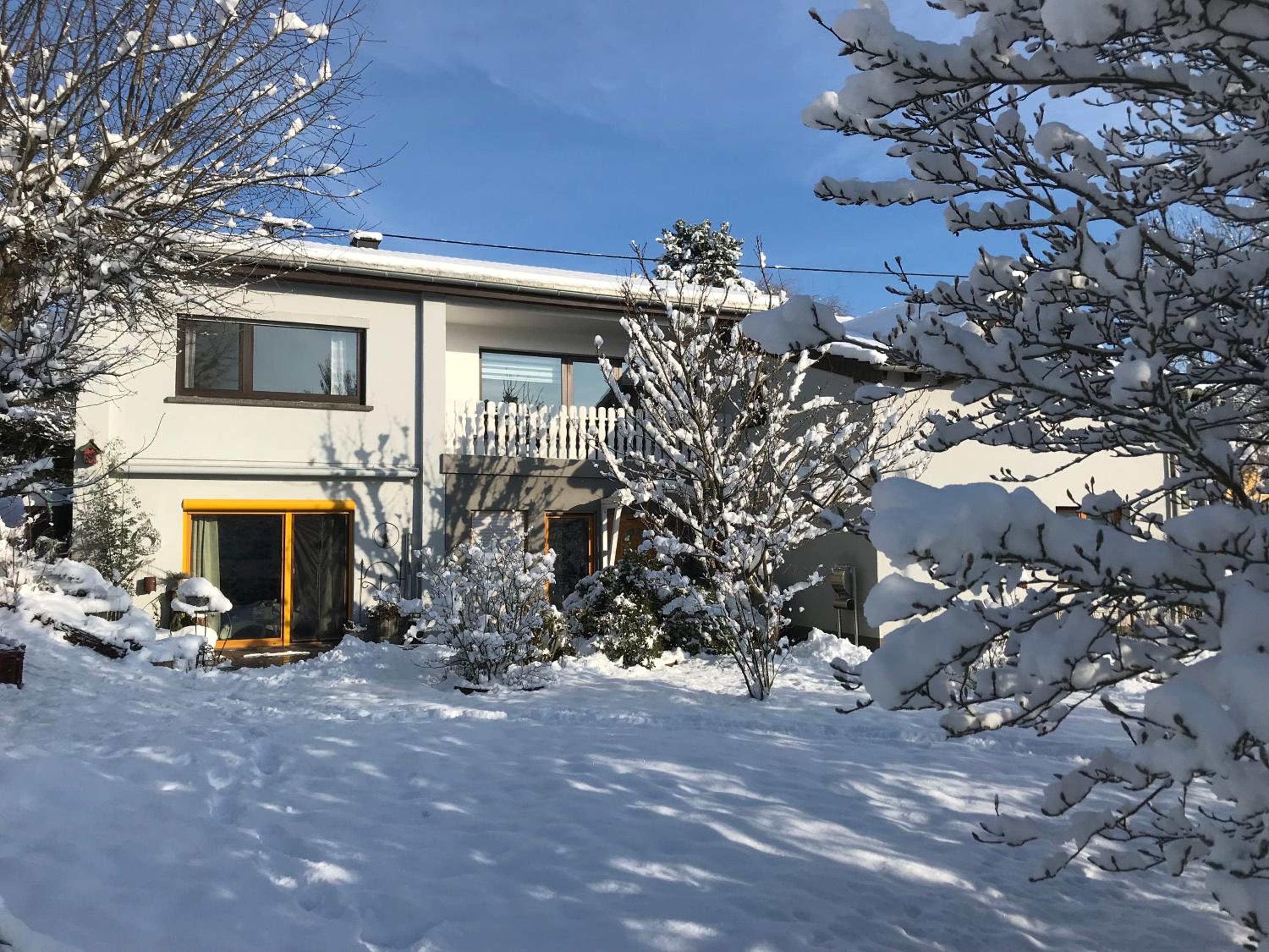 Ferienwohnung Bliestalglück mit Balkon & Terrasse